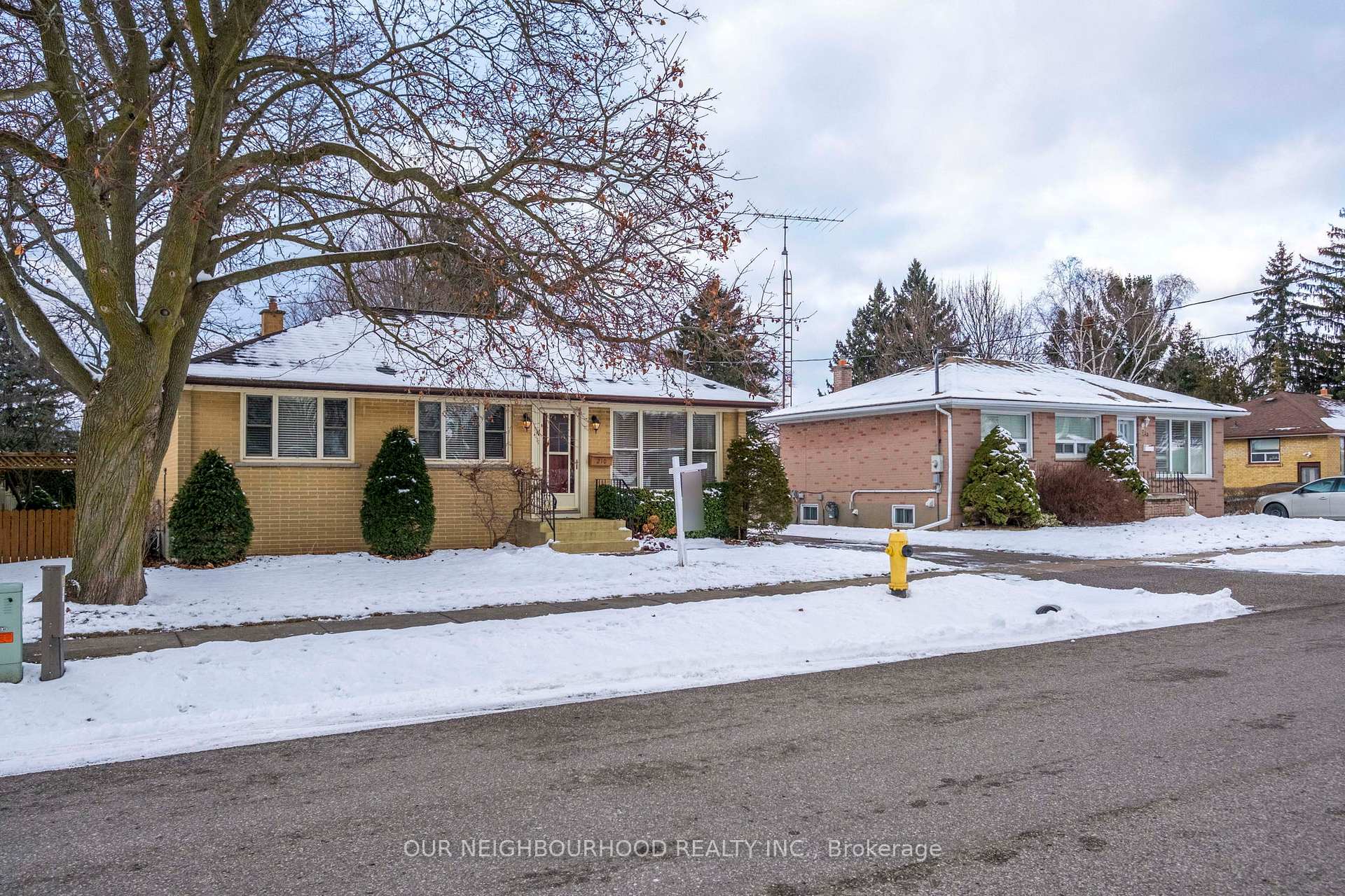 Photo 36 of 210 Lee Avenue, Whitby, Lynde Creek — HOMEH