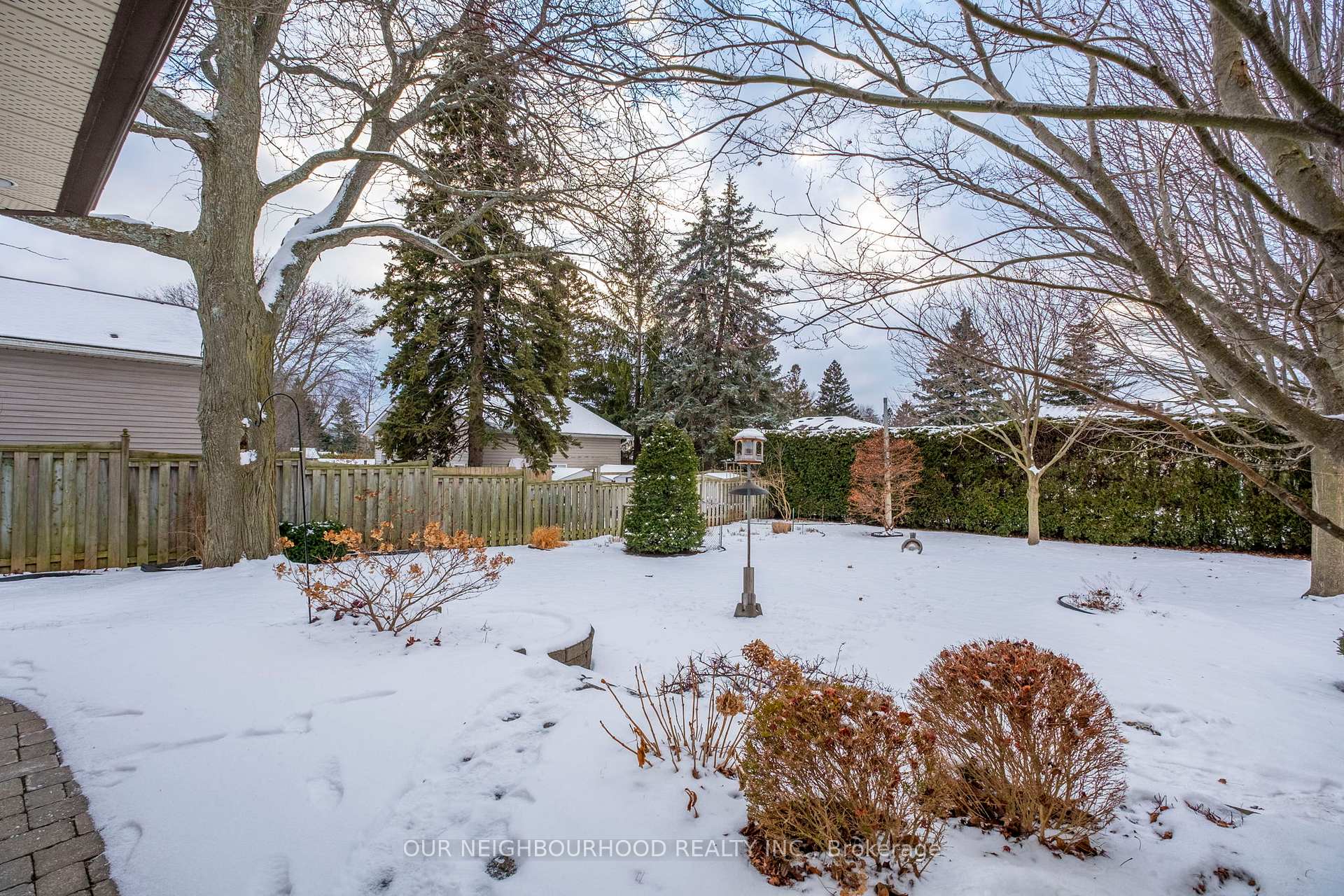 Photo 39 of 210 Lee Avenue, Whitby, Lynde Creek — HOMEH