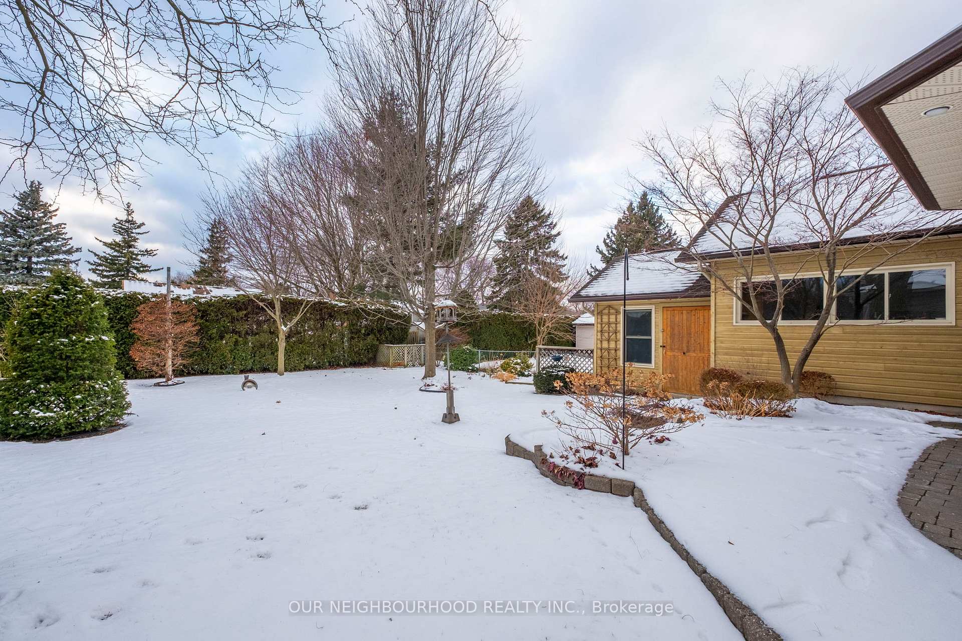 Photo 37 of 210 Lee Avenue, Whitby, Lynde Creek — HOMEH