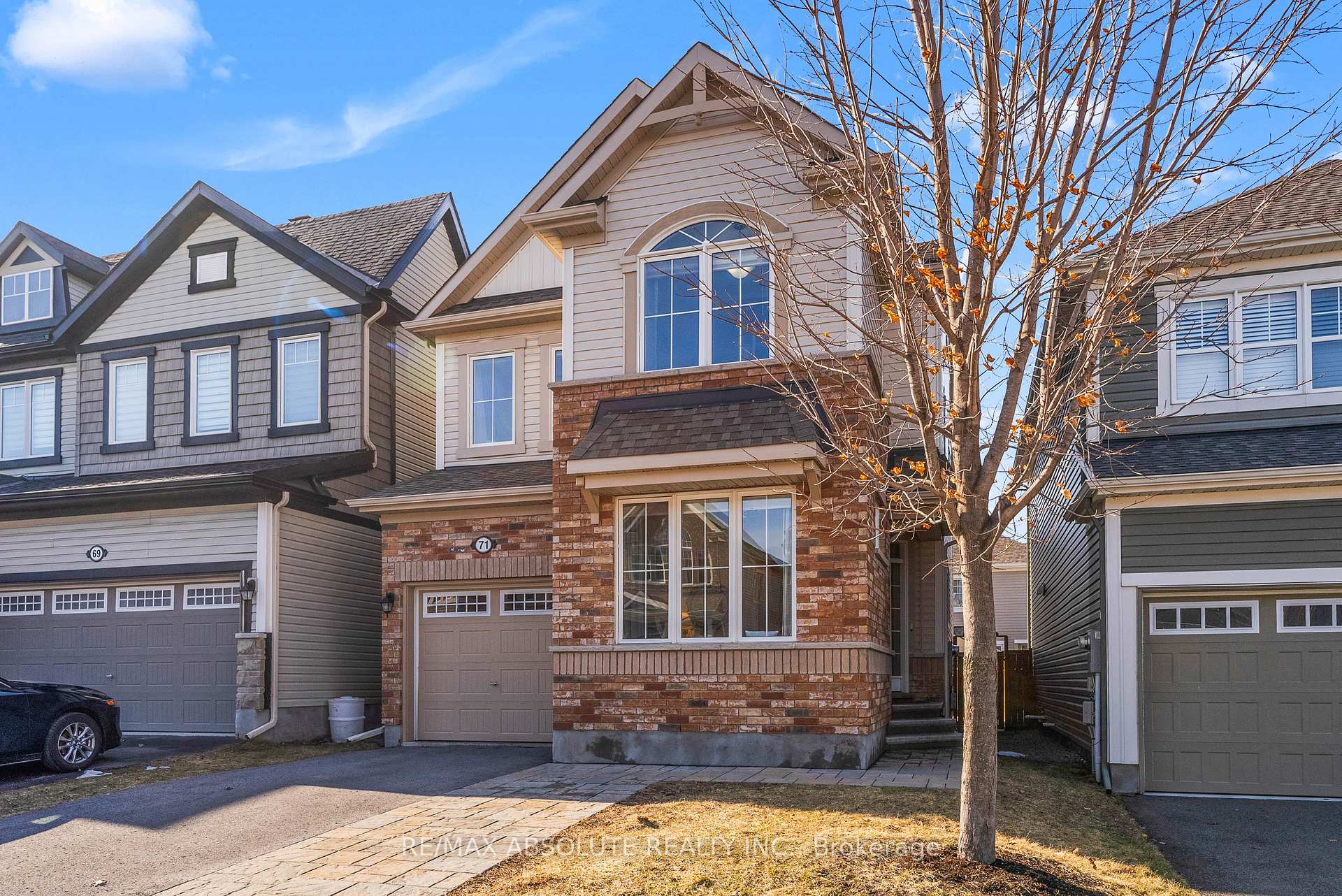 Front of 71 Escallonia Court