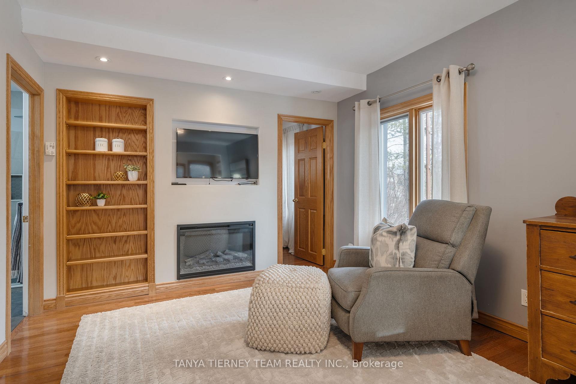 Photo 20 of 3680 Anderson Street, Whitby, Pringle Creek — HOMEH