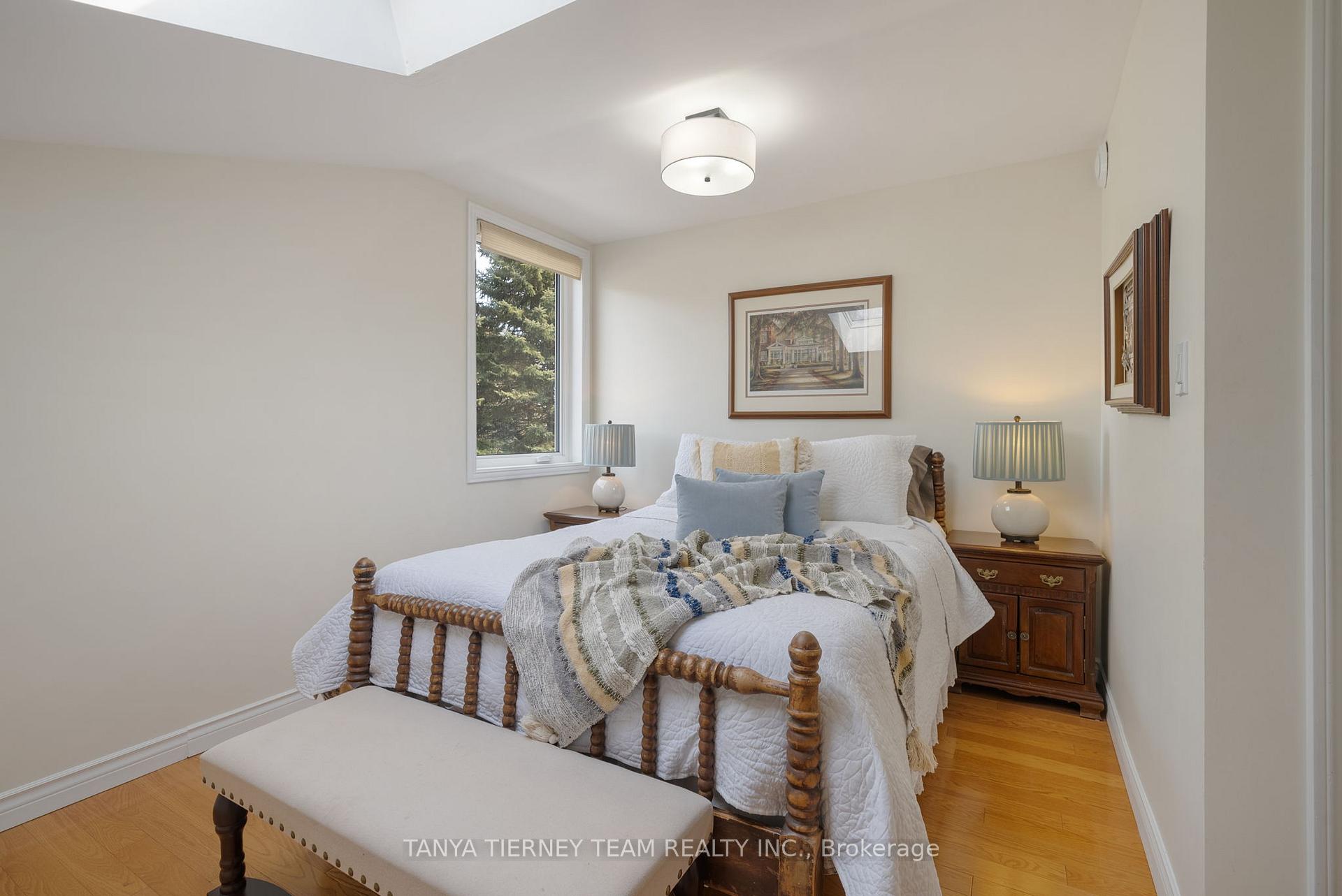 Photo 23 of 3680 Anderson Street, Whitby, Pringle Creek — HOMEH