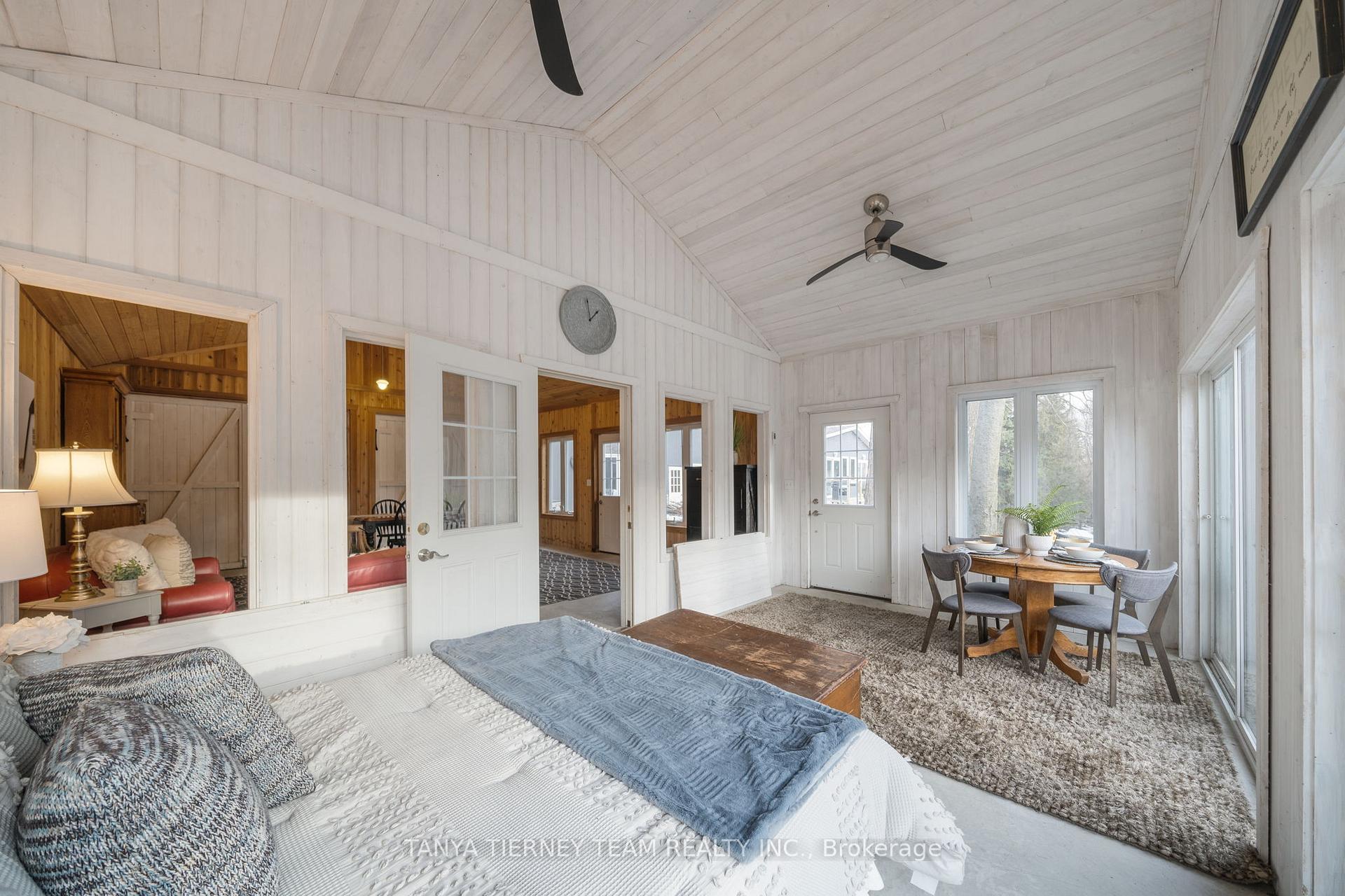 Photo 40 of 3680 Anderson Street, Whitby, Pringle Creek — HOMEH