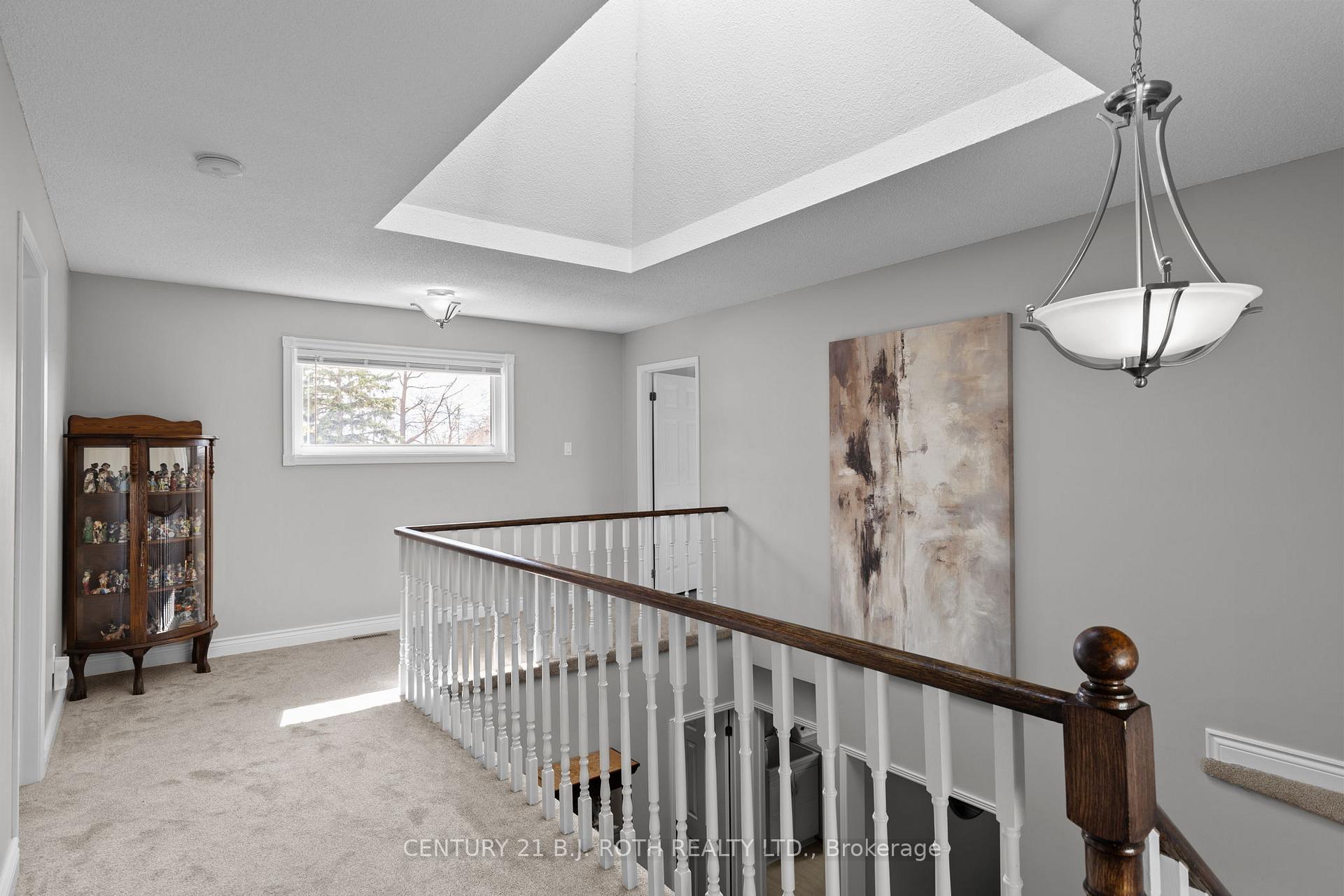 Photo 43 of 18 Irwin Drive, Barrie, Northwest — HOMEH