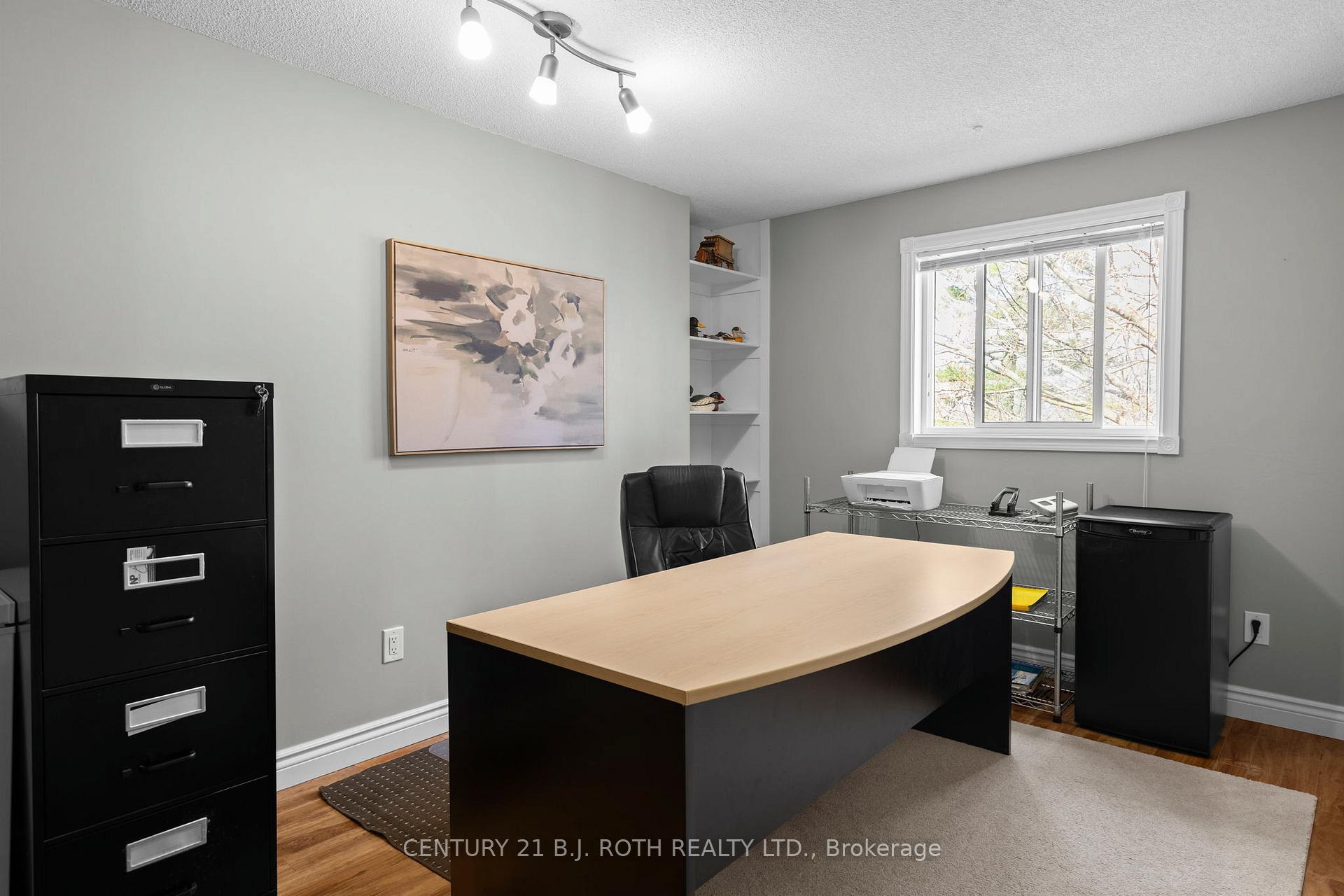 Photo 20 of 18 Irwin Drive, Barrie, Northwest — HOMEH