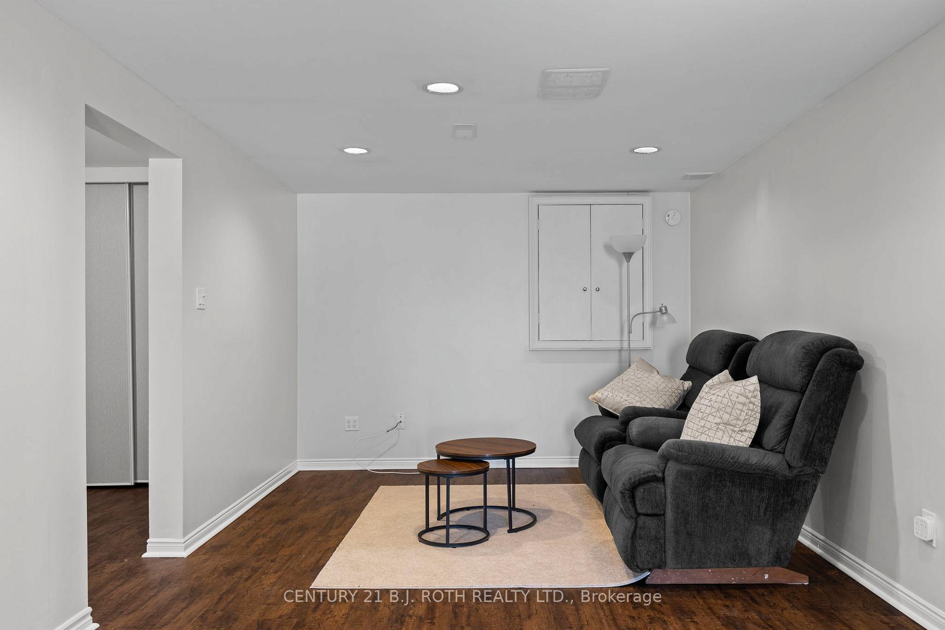 Photo 29 of 18 Irwin Drive, Barrie, Northwest — HOMEH