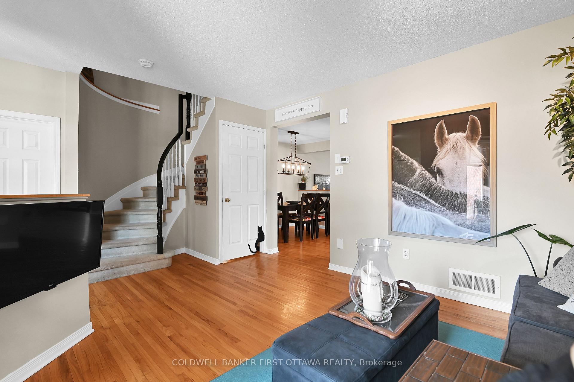 Photo 6 of 109 Whalings Circle, Ottawa, Stittsville (Central) — HOMEH