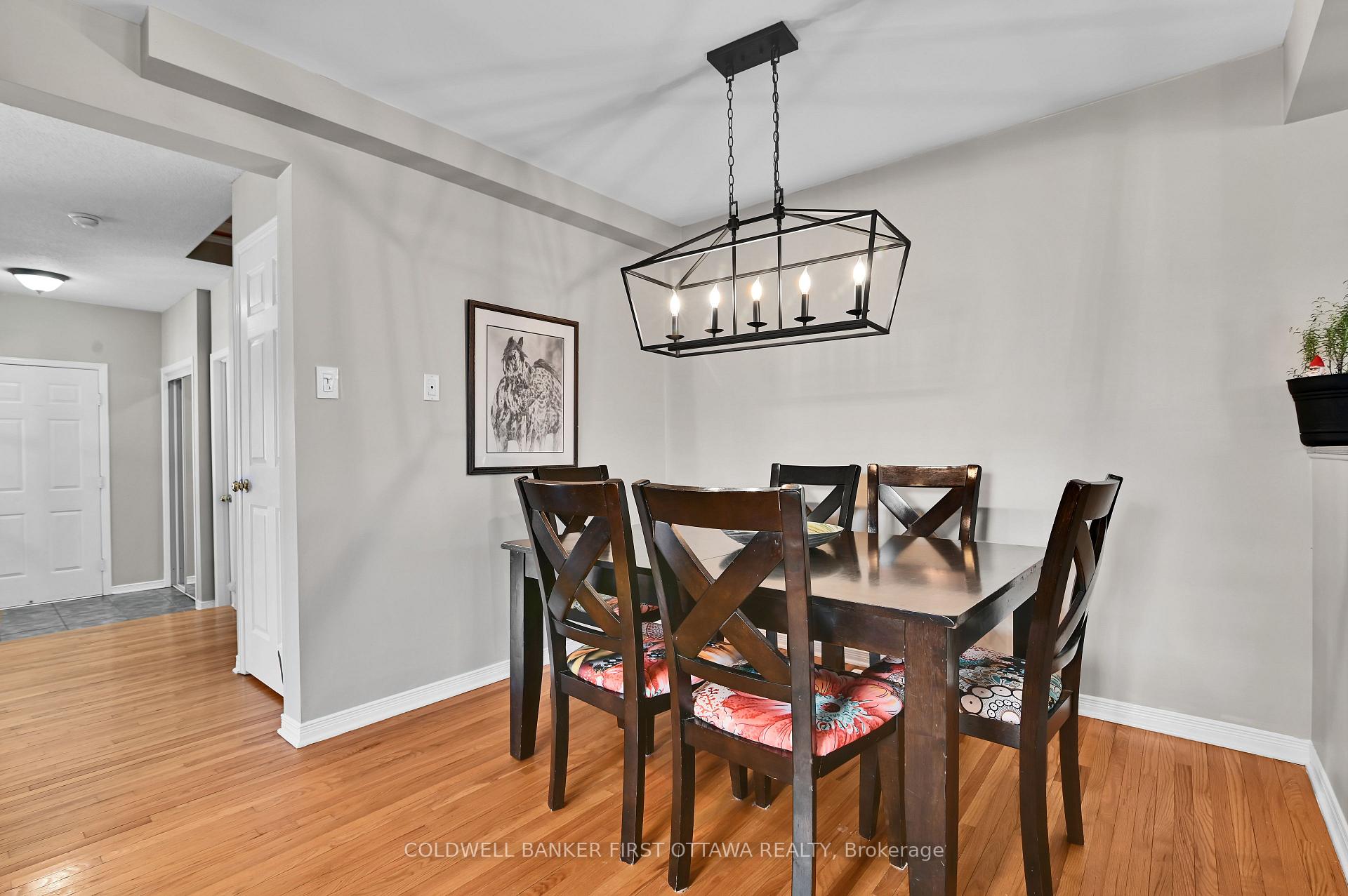 Photo 2 of 109 Whalings Circle, Ottawa, Stittsville (Central) — HOMEH