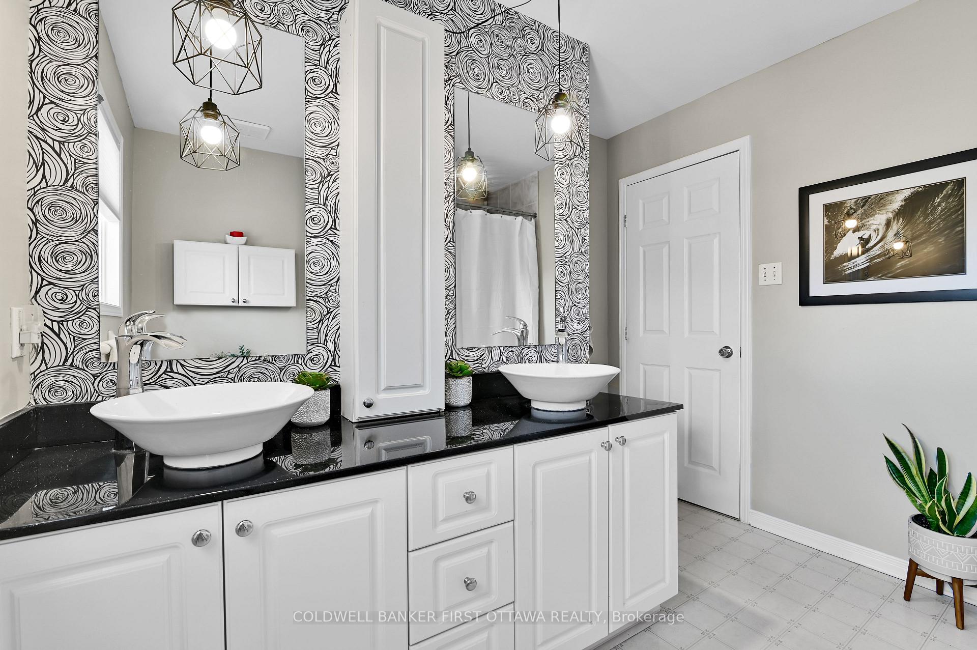 Photo 8 of 109 Whalings Circle, Ottawa, Stittsville (Central) — HOMEH