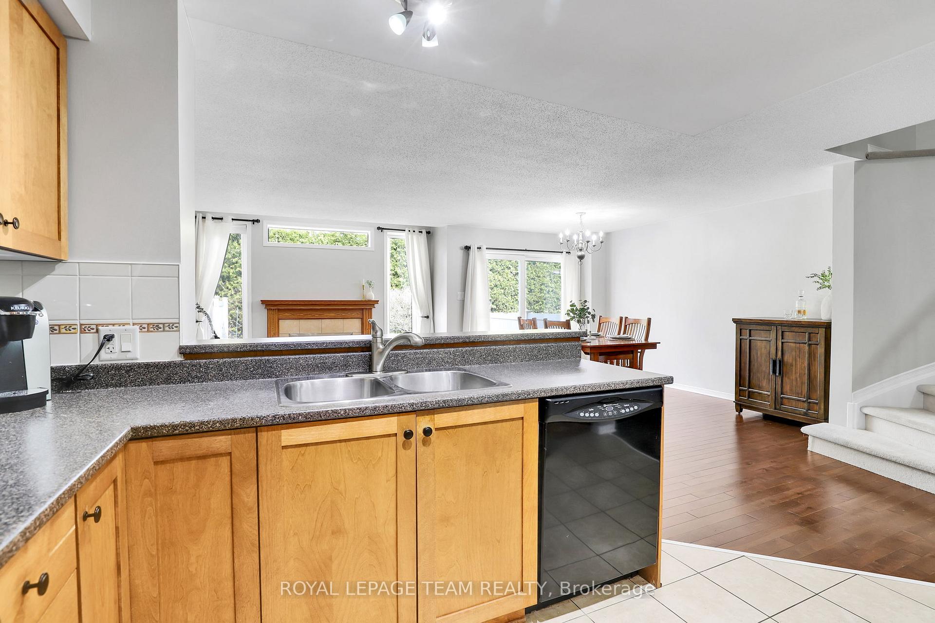 Photo 15 of 25 Abaca Way, Ottawa, Stittsville (North) — HOMEH