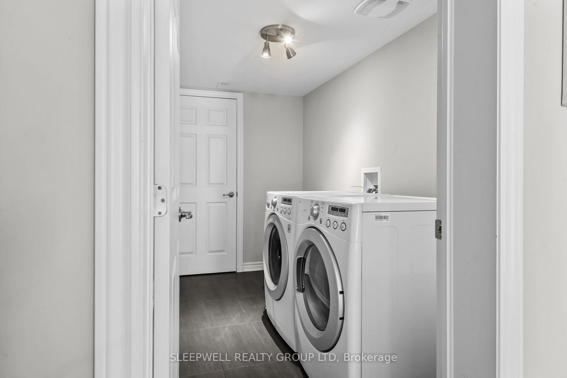 Photo 3 of 148 Grenadine Street, Ottawa, Stittsville (North) — HOMEH