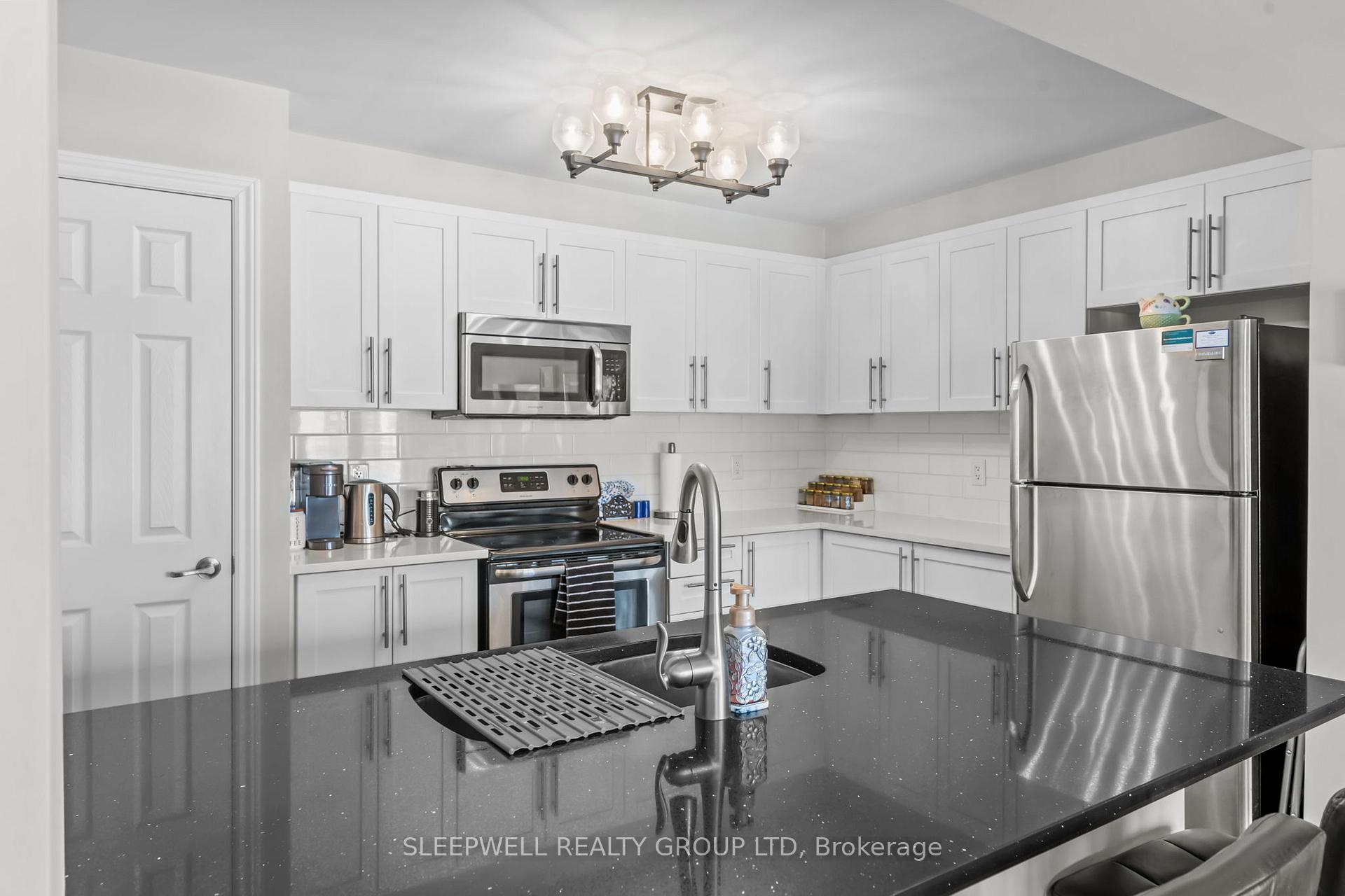 Photo 4 of 148 Grenadine Street, Ottawa, Stittsville (North) — HOMEH