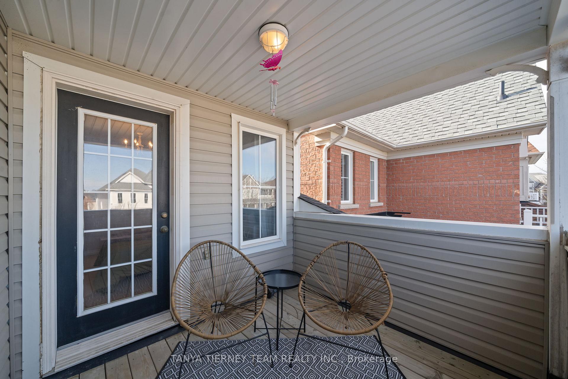 Photo 32 of 45 Eastgate Circle, Whitby, Brooklin — HOMEH