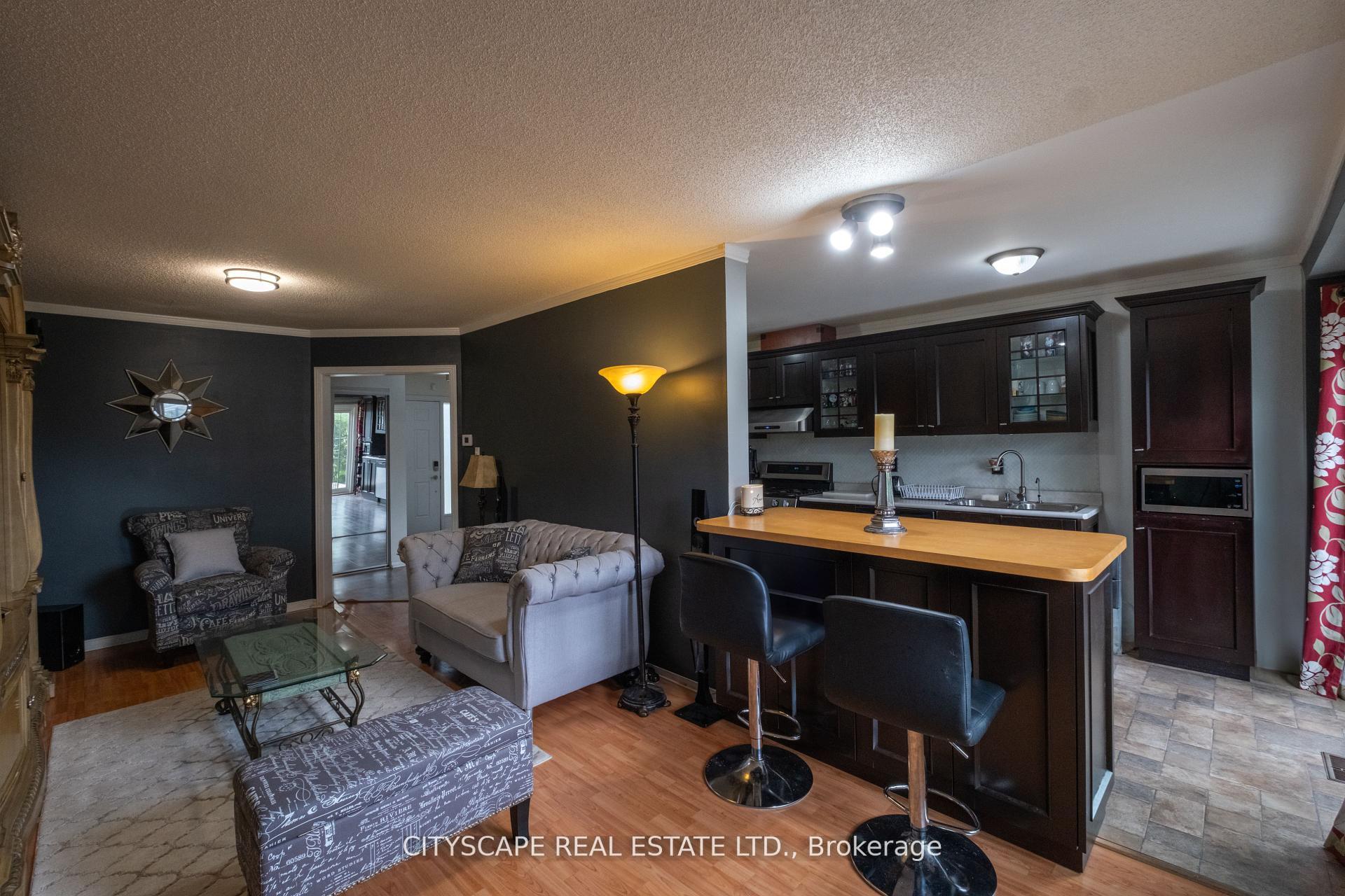 Photo 2 of 2176 Ferguson Street, Innisfil, Alcona — HOMEH
