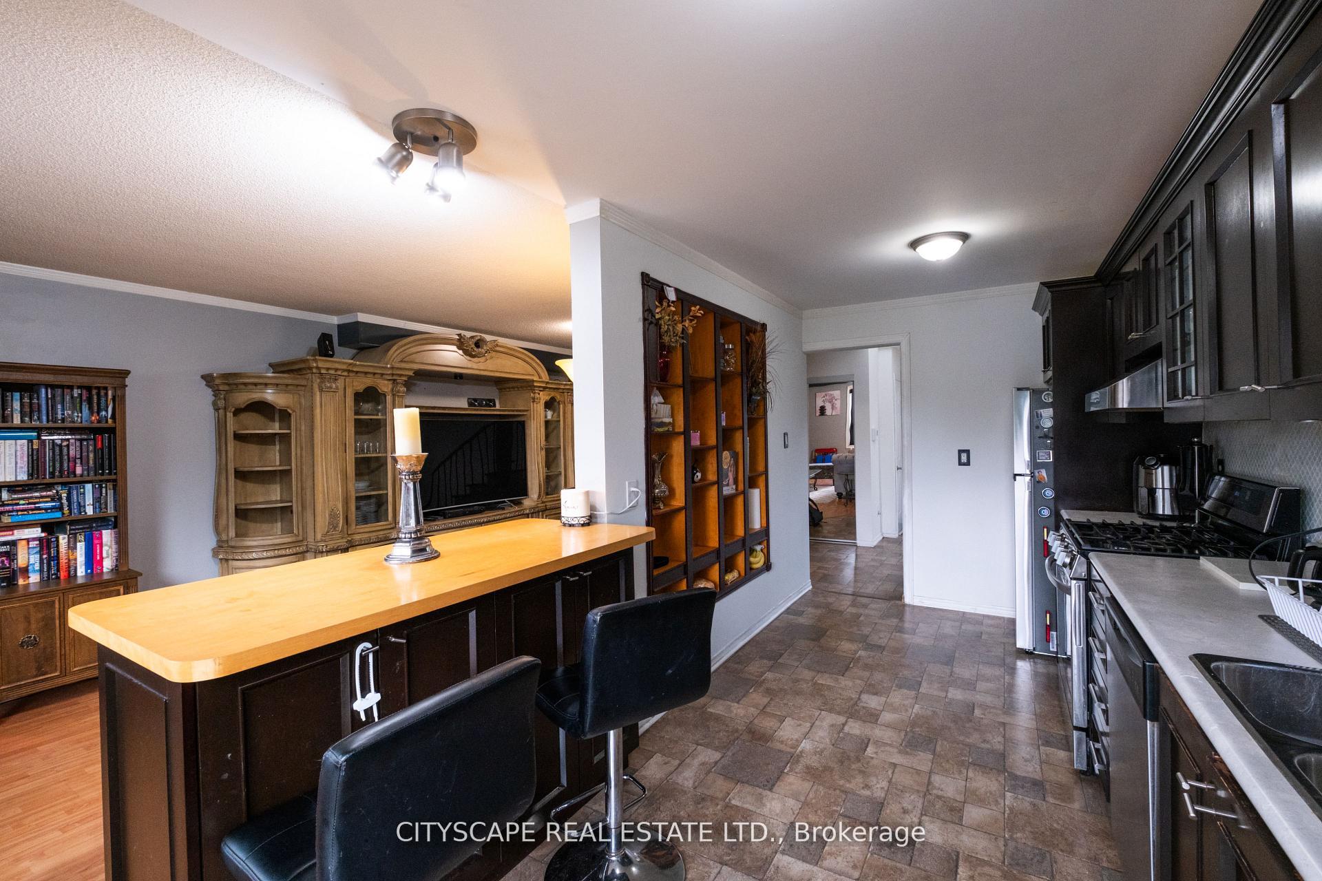 Photo 10 of 2176 Ferguson Street, Innisfil, Alcona — HOMEH