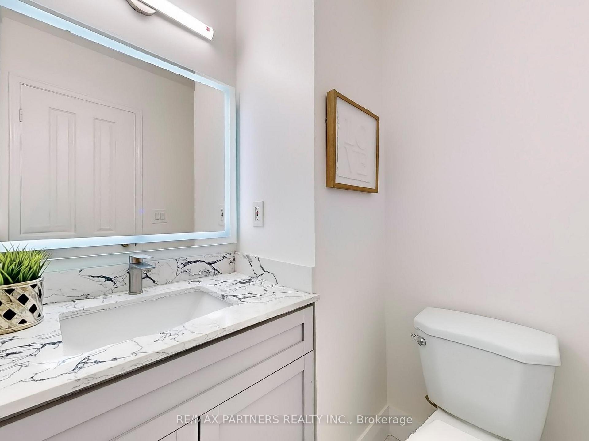 Photo 11 of 190 Bur Oak Avenue, Markham, Berczy — HOMEH