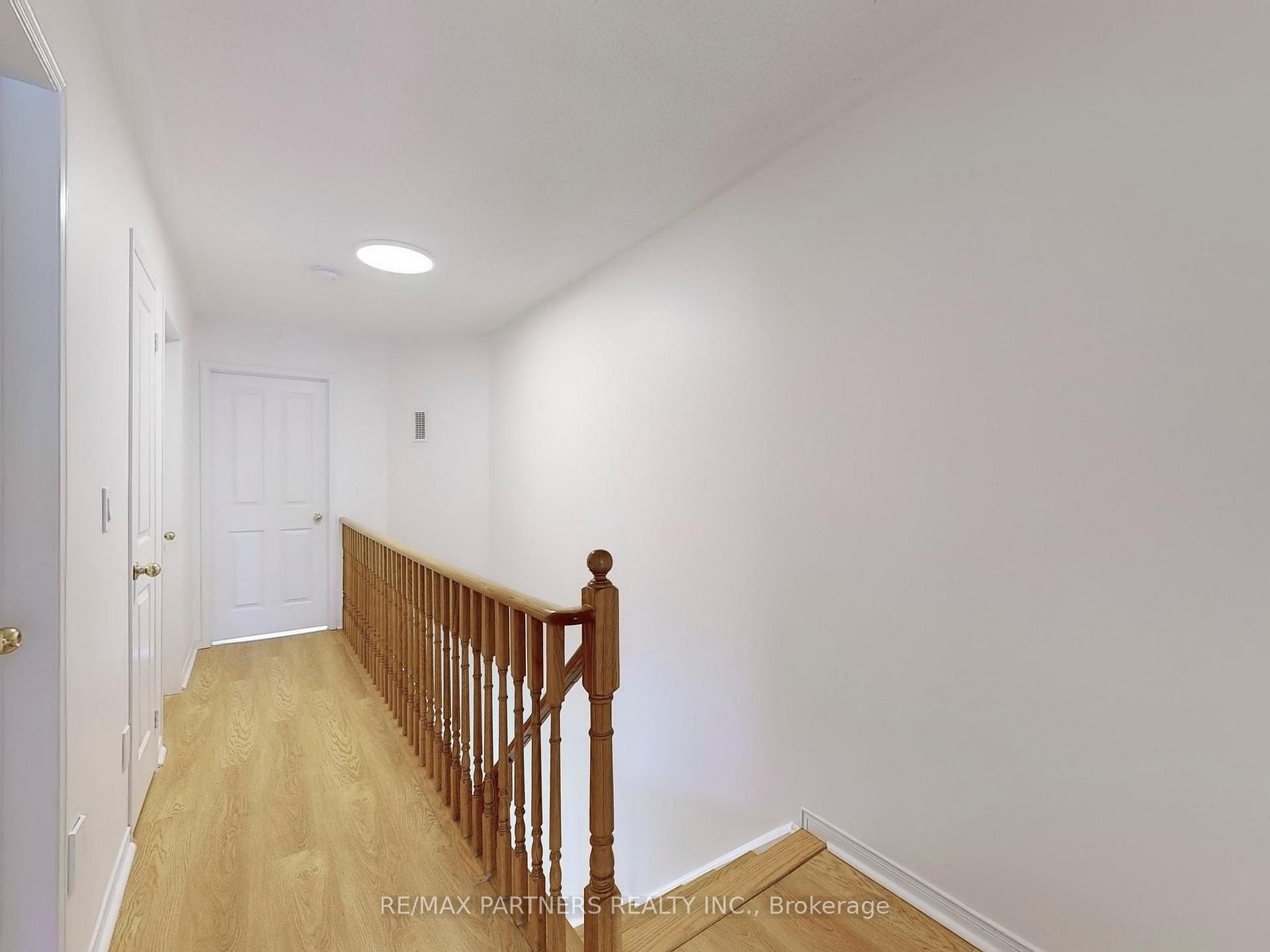 Photo 17 of 190 Bur Oak Avenue, Markham, Berczy — HOMEH