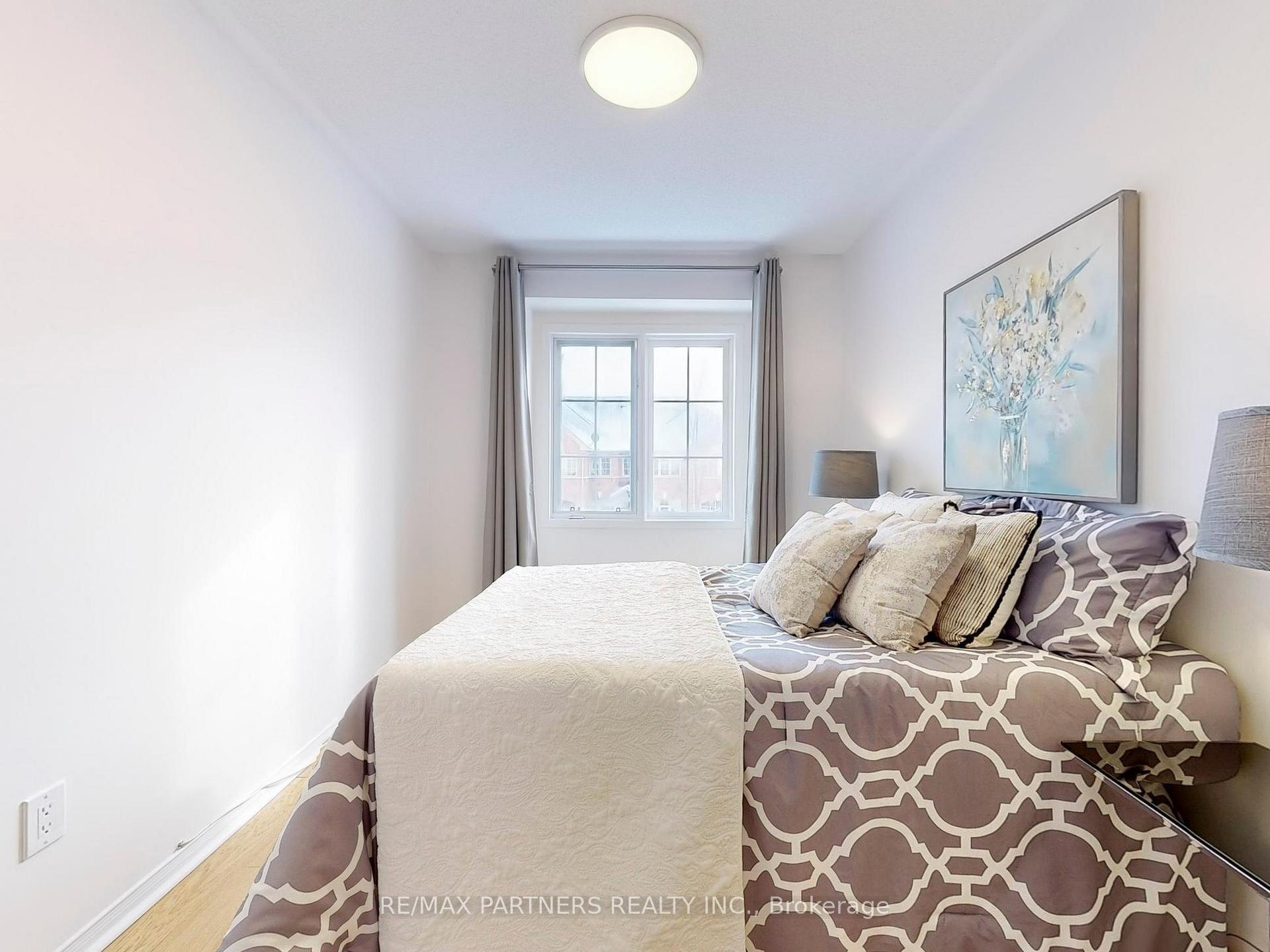 Photo 29 of 190 Bur Oak Avenue, Markham, Berczy — HOMEH
