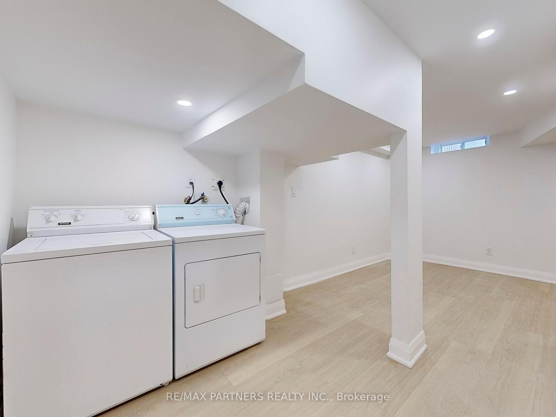 Photo 32 of 190 Bur Oak Avenue, Markham, Berczy — HOMEH