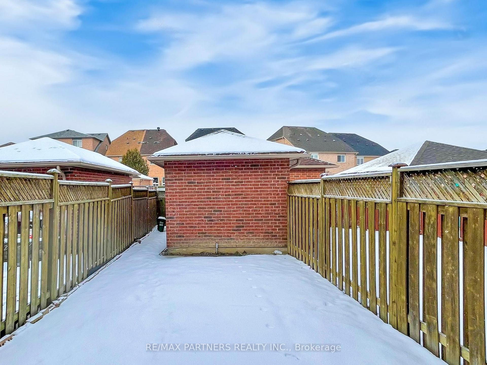 Photo 31 of 190 Bur Oak Avenue, Markham, Berczy — HOMEH