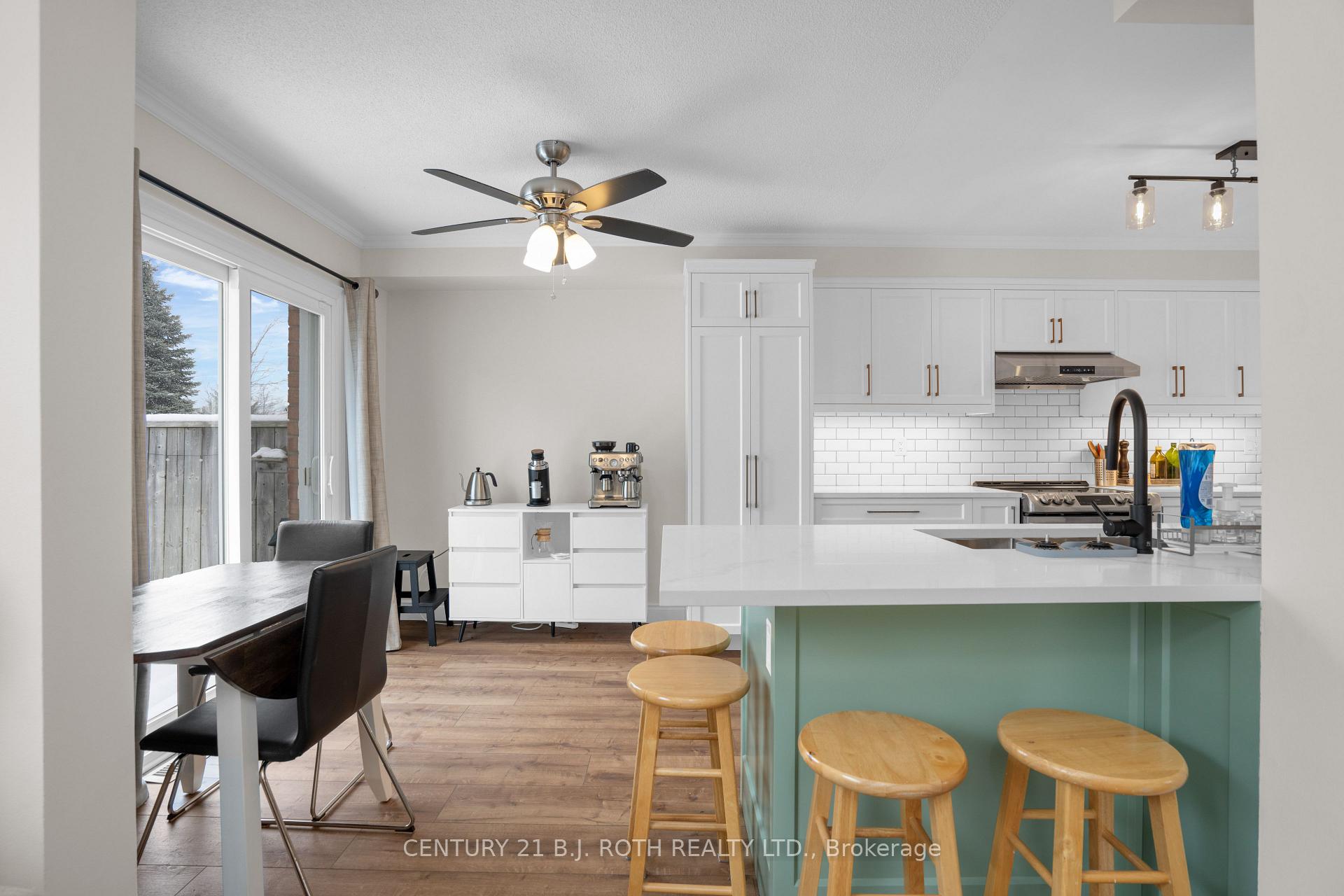 Photo 2 of 34 Gadwall Avenue, Barrie, Painswick South — HOMEH