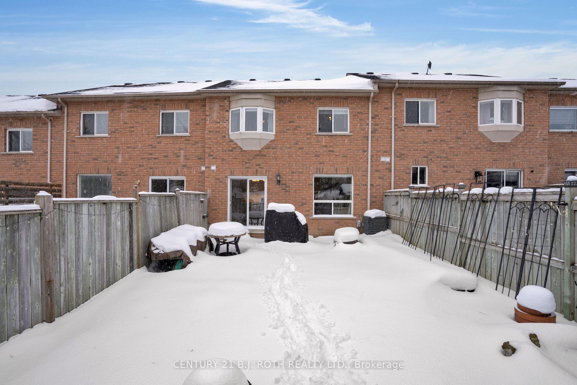 Photo 25 of 34 Gadwall Avenue, Barrie, Painswick South — HOMEH