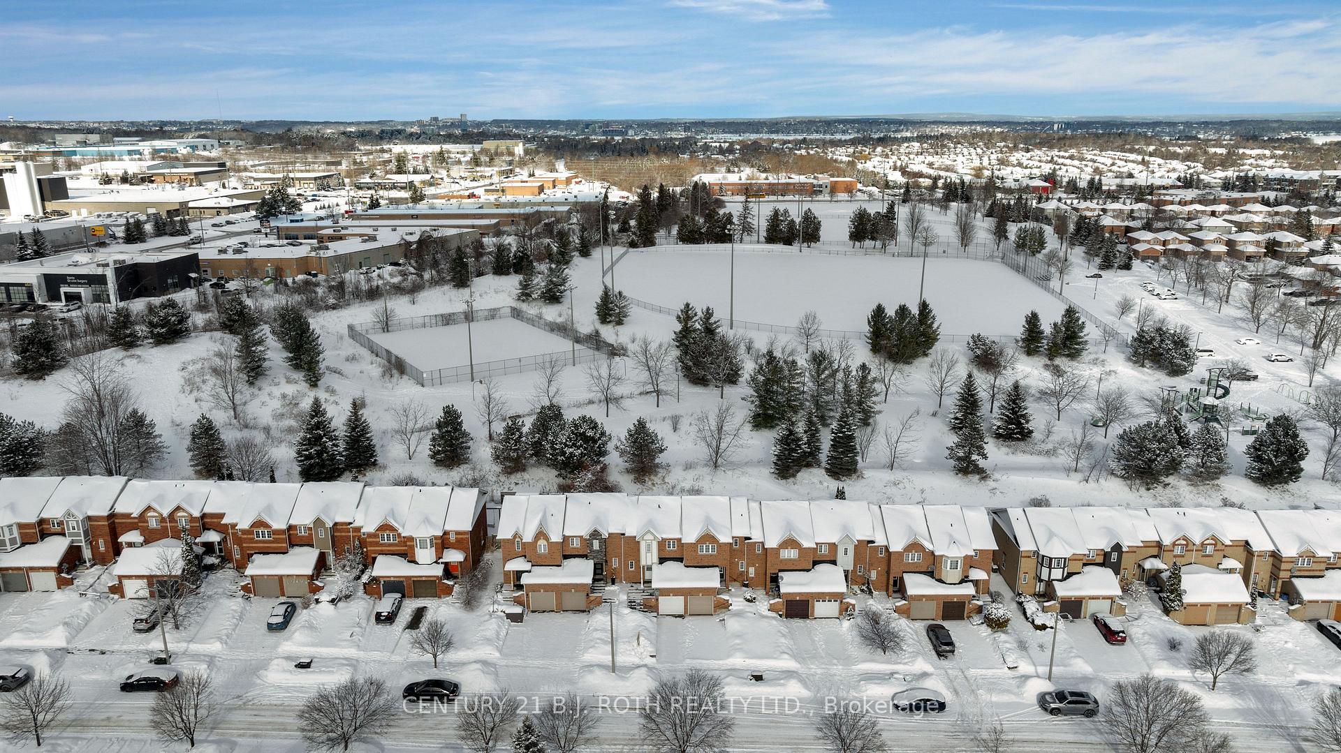 Photo 29 of 34 Gadwall Avenue, Barrie, Painswick South — HOMEH