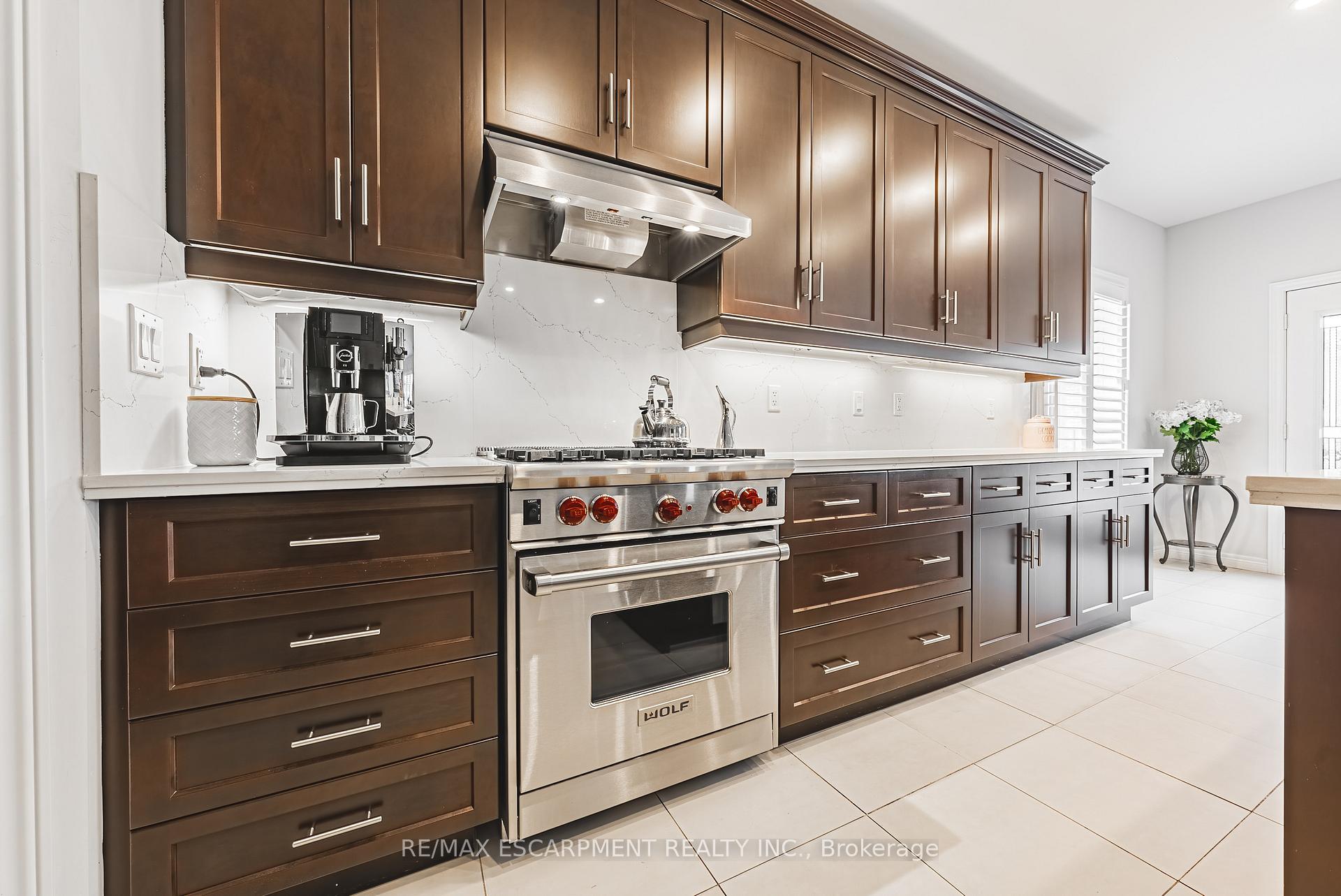 Photo 8 of 40 Greti Drive, Hamilton, Rural Glanbrook — HOMEH