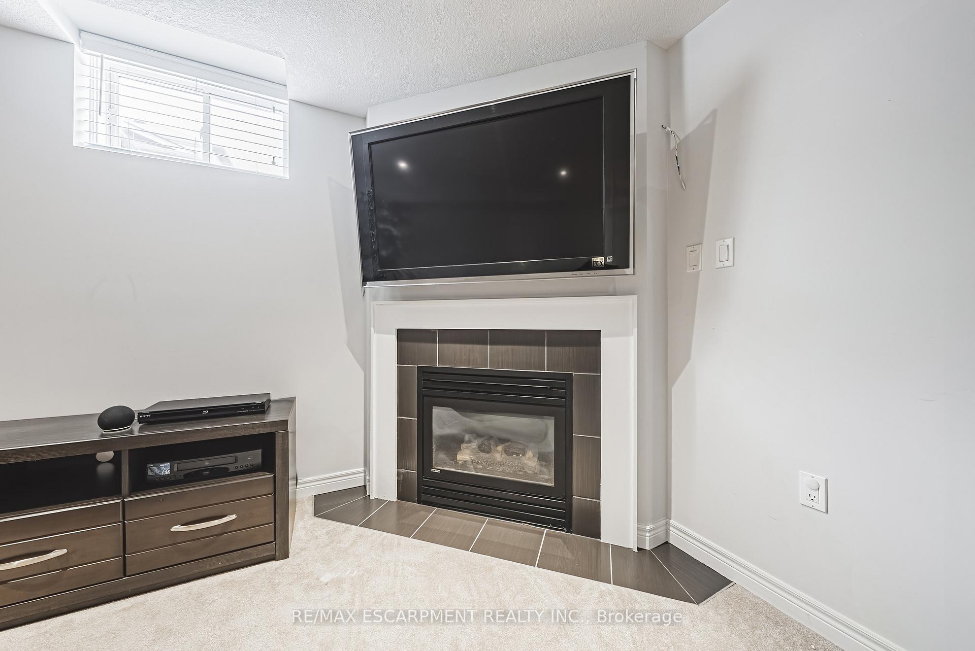Photo 23 of 40 Greti Drive, Hamilton, Rural Glanbrook — HOMEH