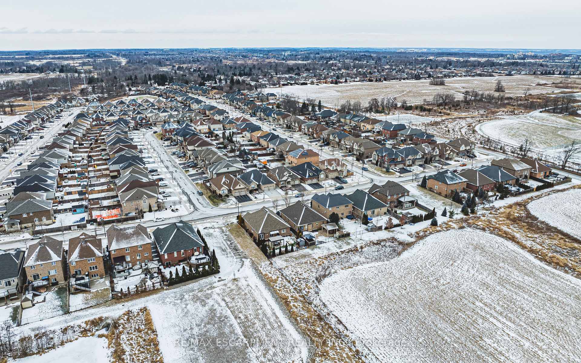 Photo 36 of 40 Greti Drive, Hamilton, Rural Glanbrook — HOMEH