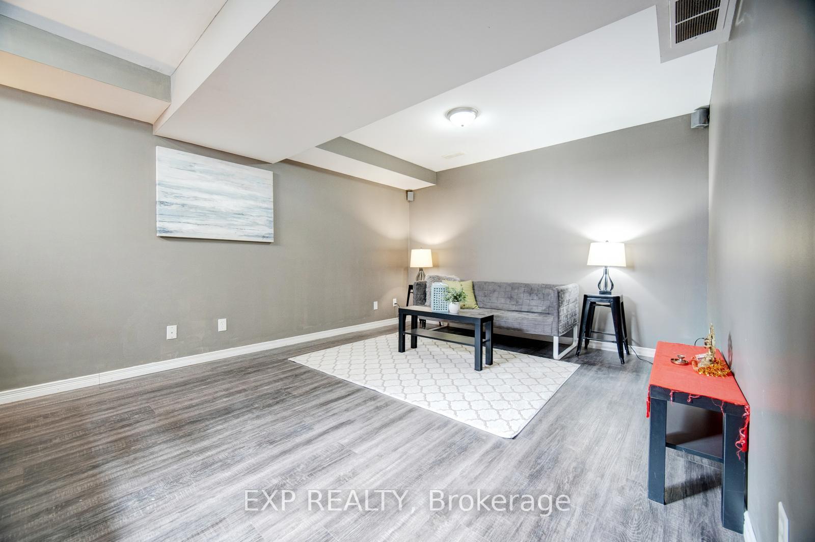 Photo 38 of 179 Henhoeffer Crescent, Kitchener, Larentian West — HOMEH
