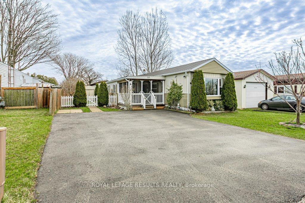 Photo 2 of 10 Willowdale Avenue, Malahide, Lyons — HOMEH