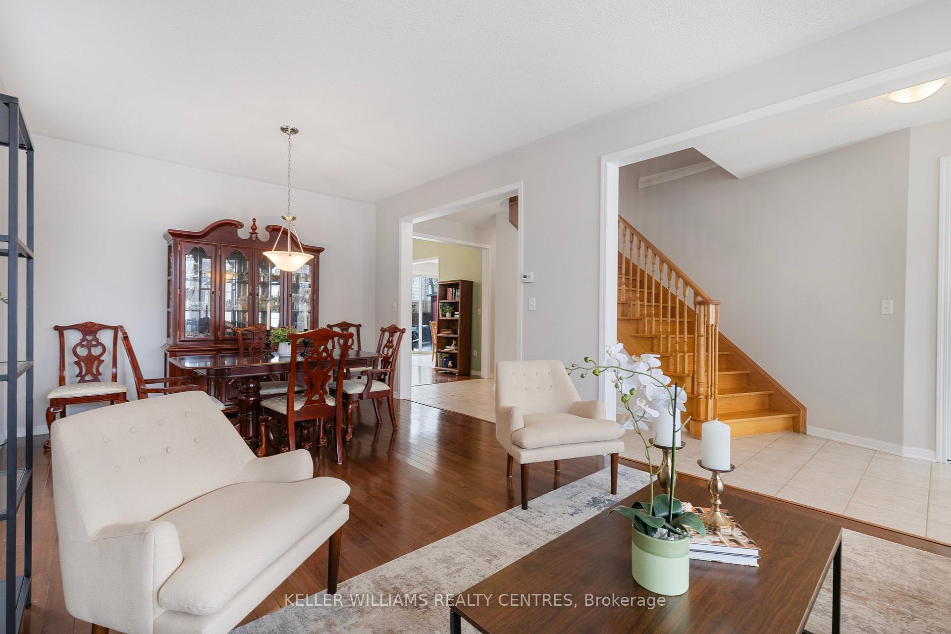 Photo 12 of 57 Kidd Crescent, New Tecumseth, Alliston — HOMEH