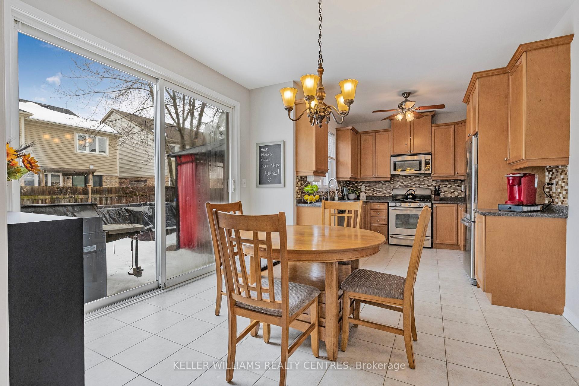 Photo 22 of 57 Kidd Crescent, New Tecumseth, Alliston — HOMEH