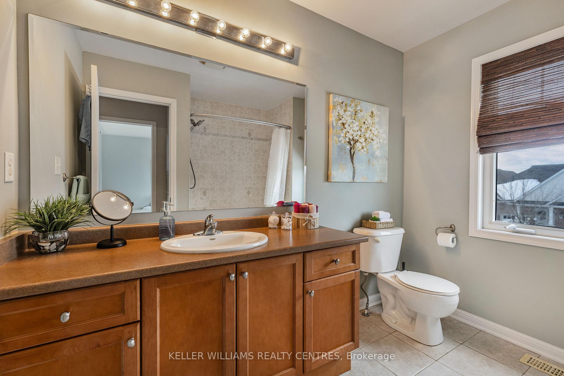 Photo 13 of 57 Kidd Crescent, New Tecumseth, Alliston — HOMEH