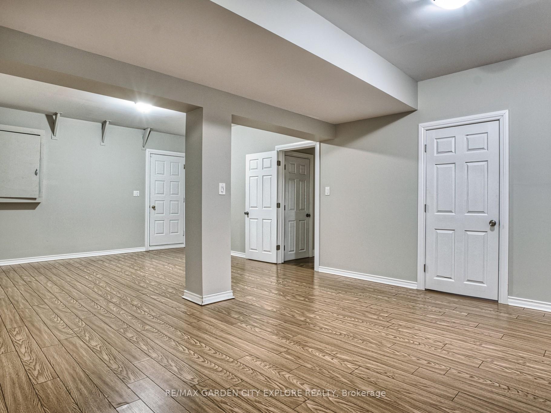 Photo 41 of 19 Southgate Circle, St. Catharines, Burleigh Hill — HOMEH