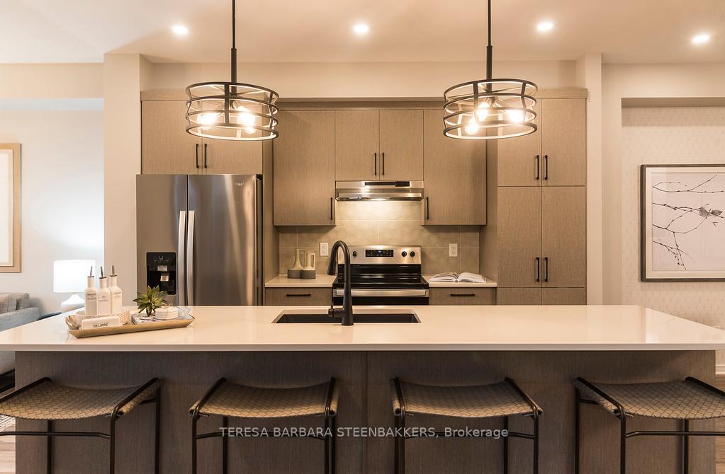 Photo 2 of 511 Edenwylde Drive, Ottawa, Remainder of Stittsville & Area — HOMEH