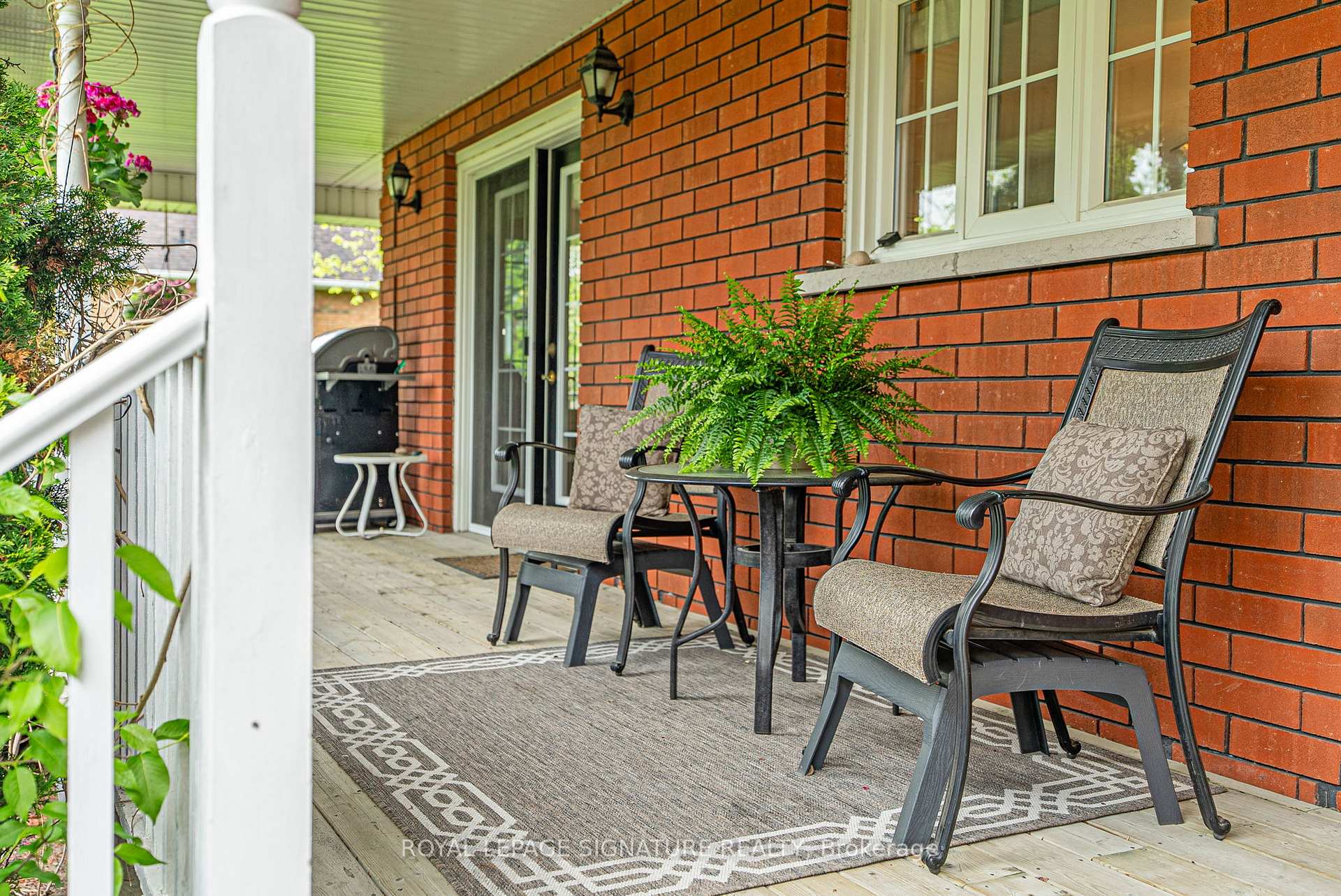 Photo 11 of 15 Oliver's Lane, Cobourg — HOMEH