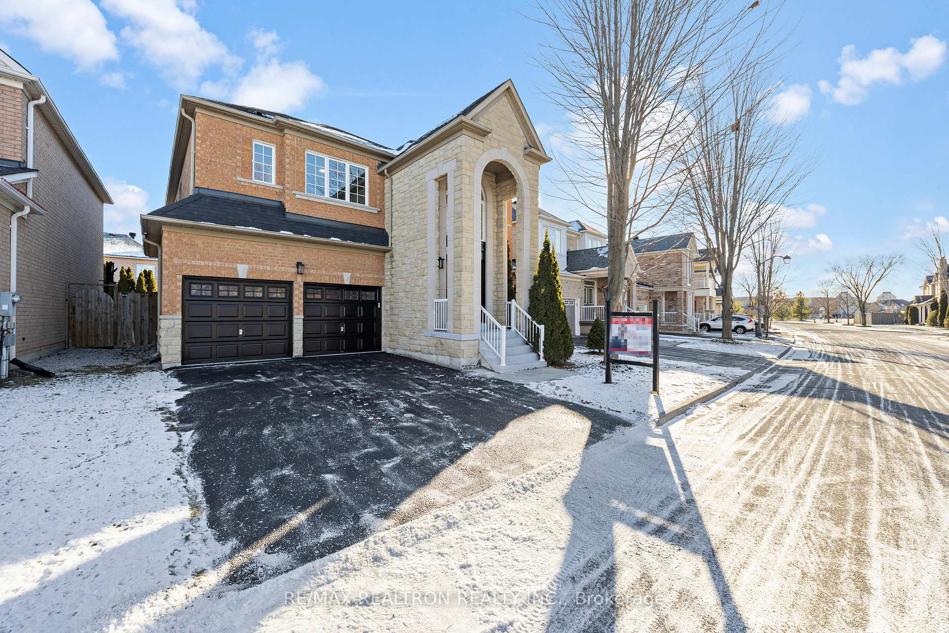 Photo 16 of 111 Saffron Street, Markham, Greensborough — HOMEH