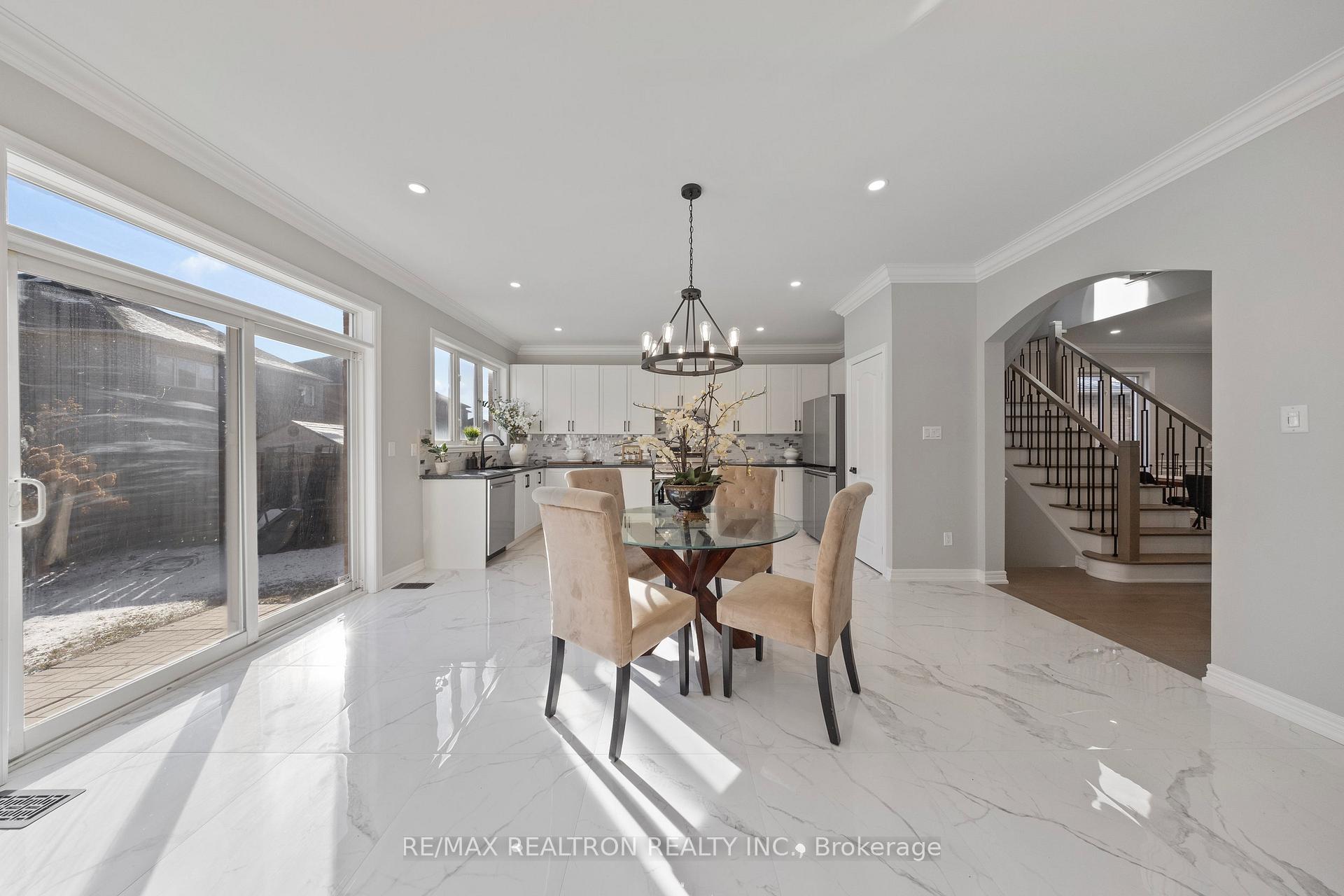 Photo 7 of 111 Saffron Street, Markham, Greensborough — HOMEH