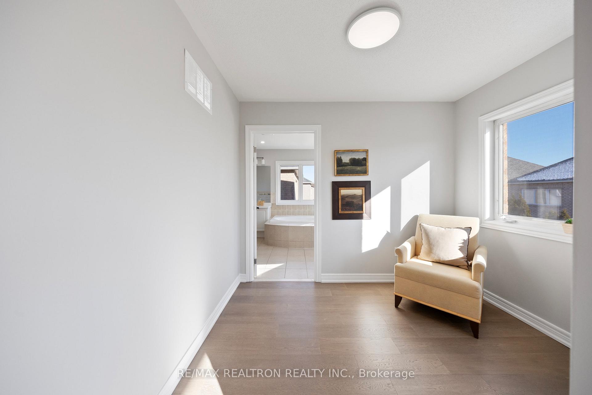 Photo 38 of 111 Saffron Street, Markham, Greensborough — HOMEH
