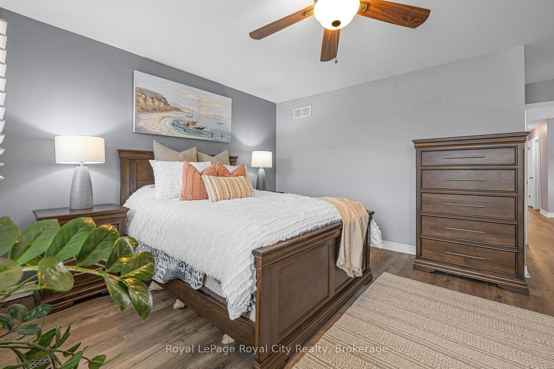 Photo 16 of 38 Marshall Drive, Guelph, Grange Road — HOMEH