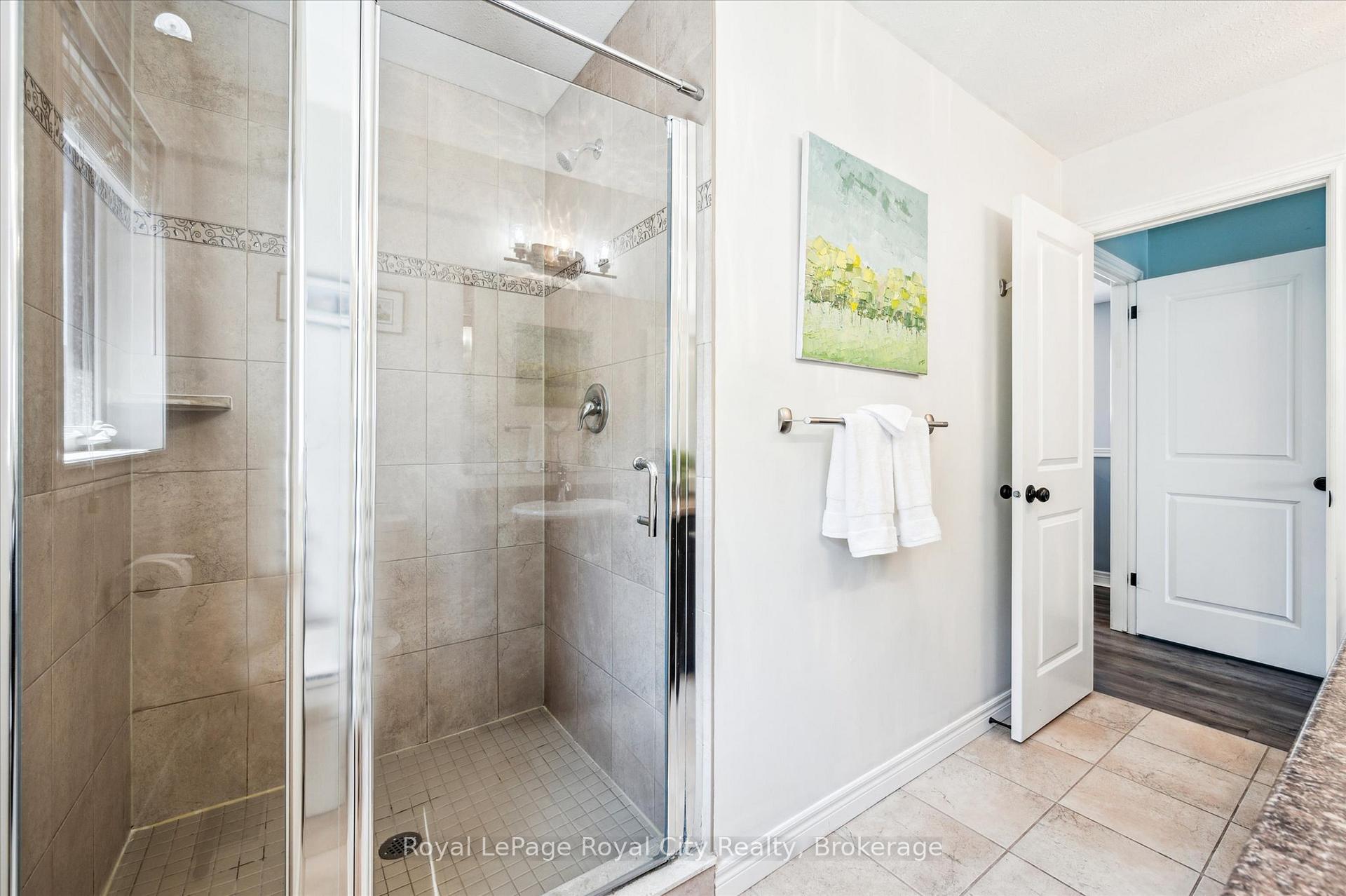 Photo 20 of 38 Marshall Drive, Guelph, Grange Road — HOMEH