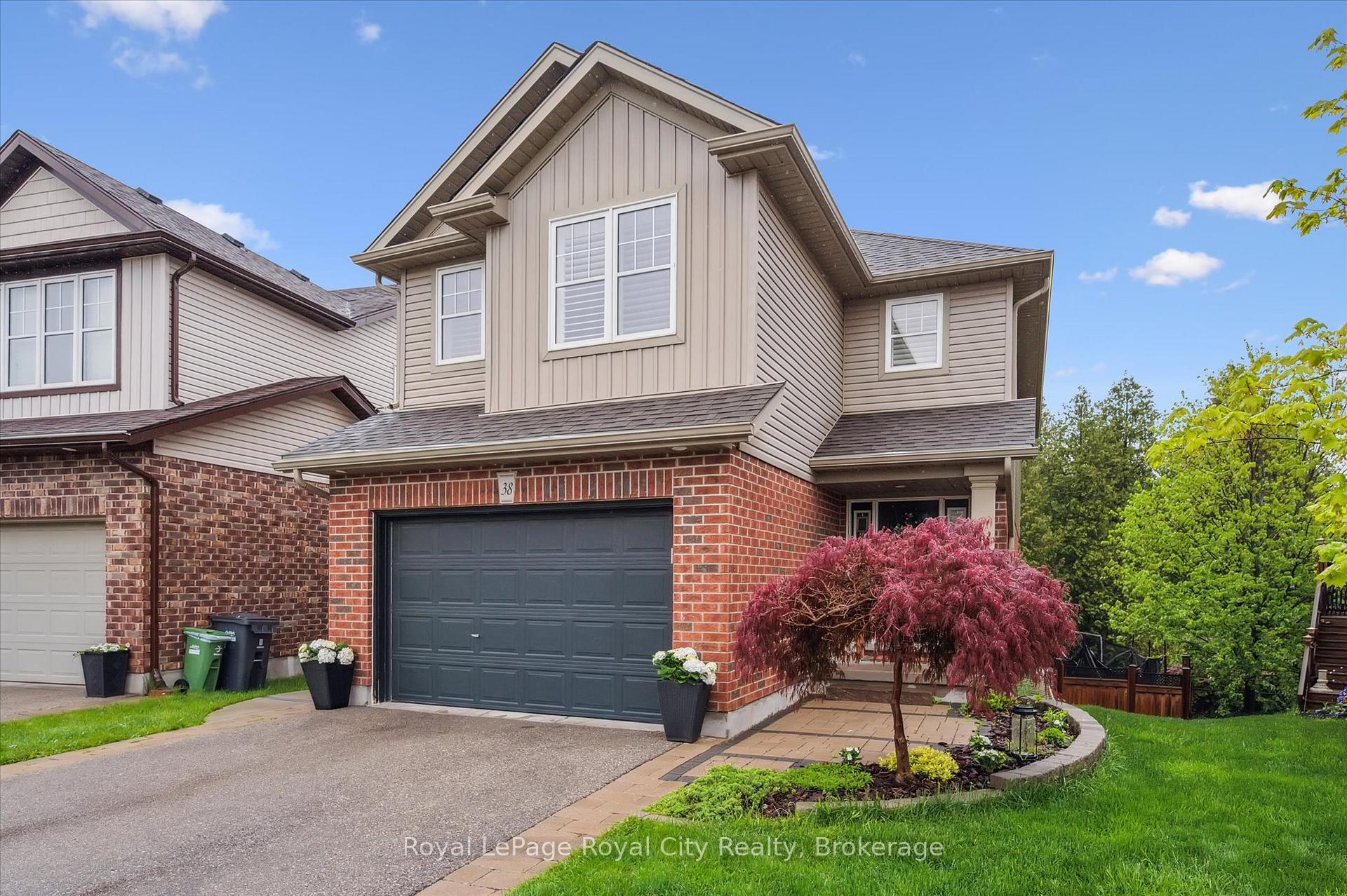 Photo 26 of 38 Marshall Drive, Guelph, Grange Road — HOMEH