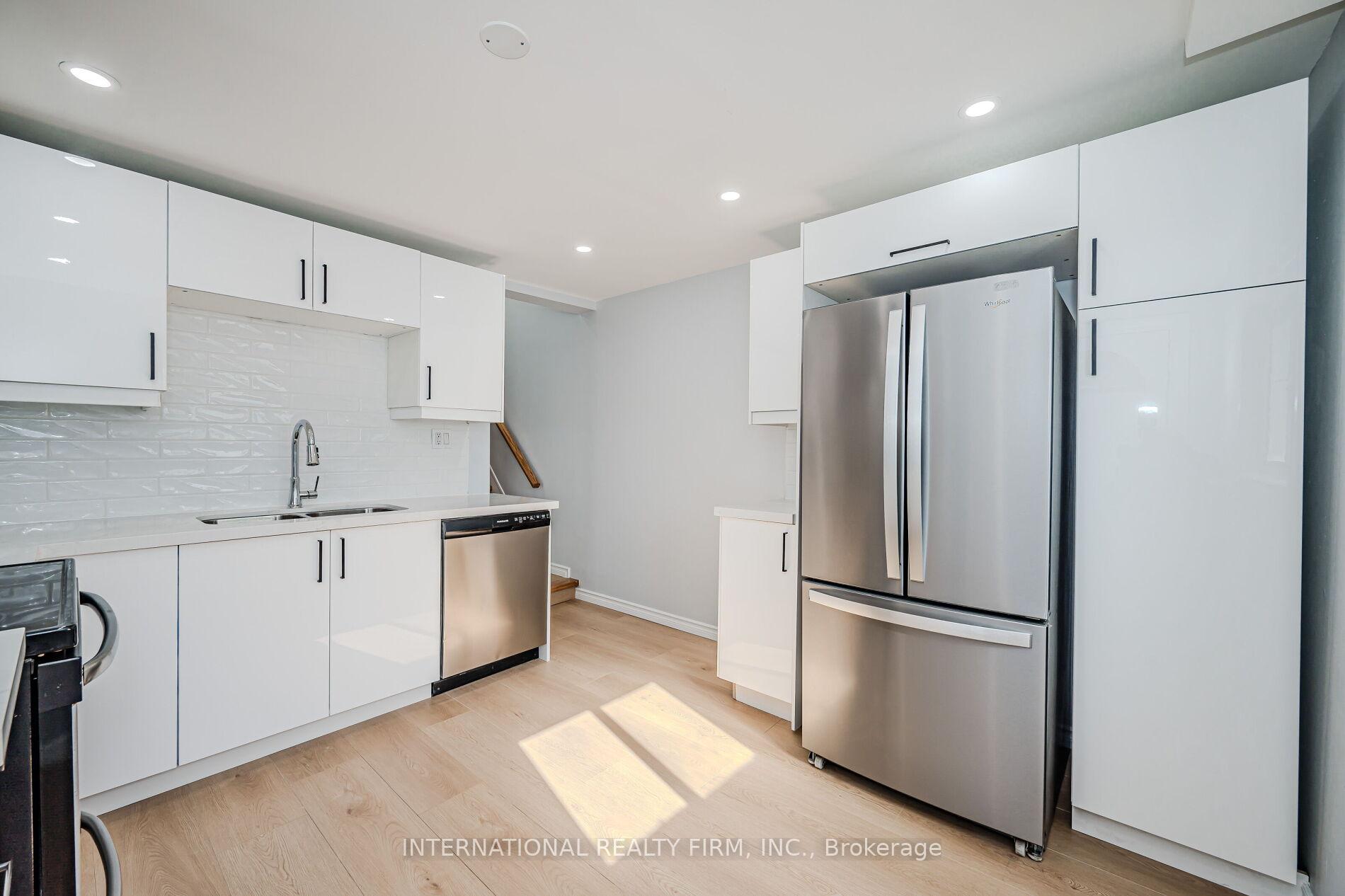 Photo 10 of 294 Emerald Street N, Hamilton, Landsdale — HOMEH