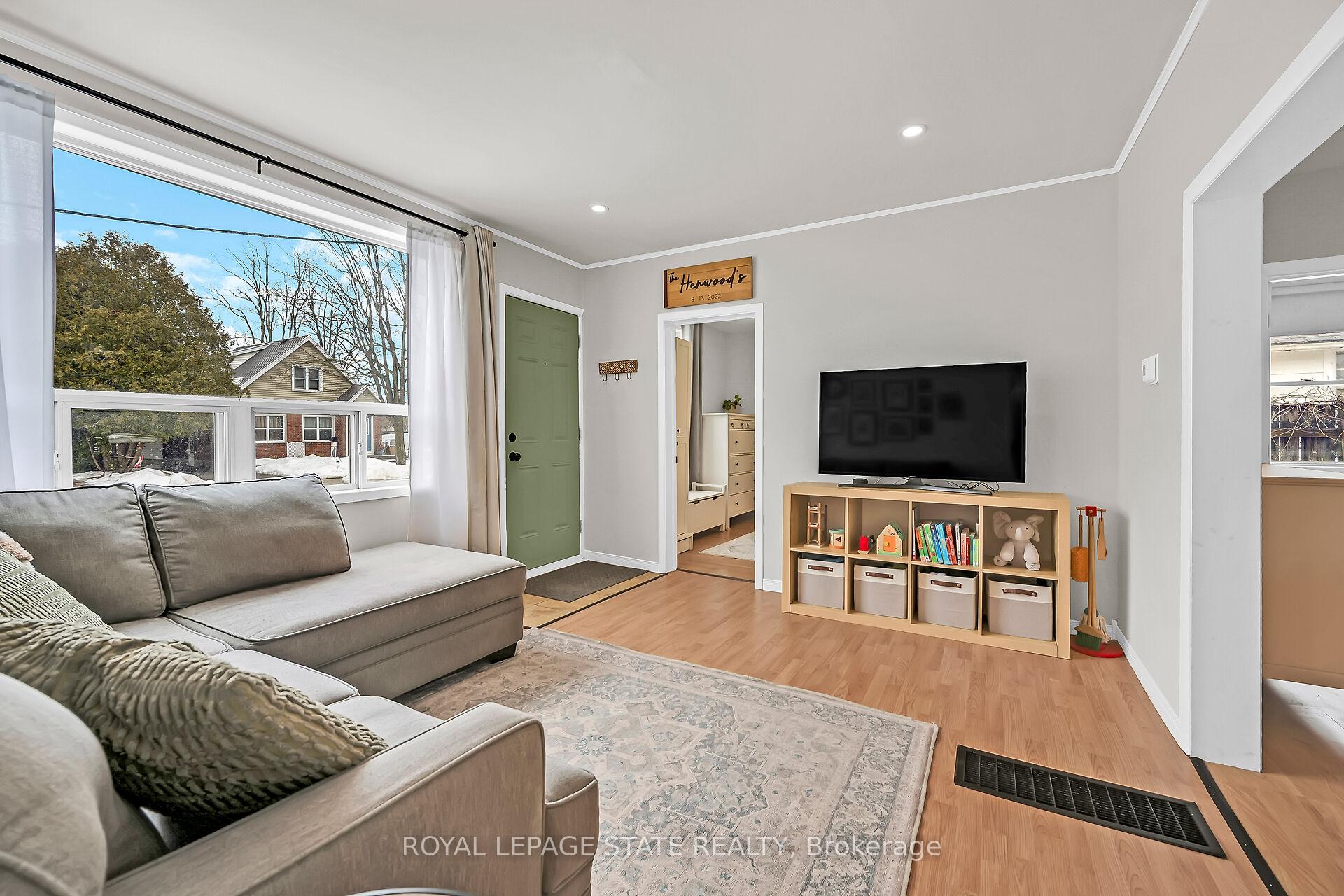 Photo 14 of 7 Amelia Street, Brant, Paris — HOMEH