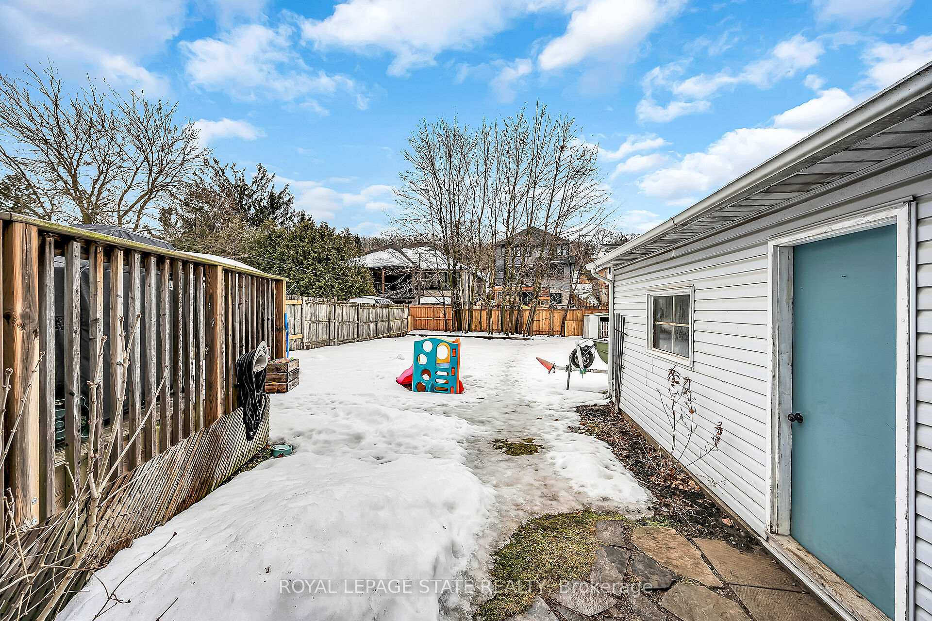 Photo 32 of 7 Amelia Street, Brant, Paris — HOMEH