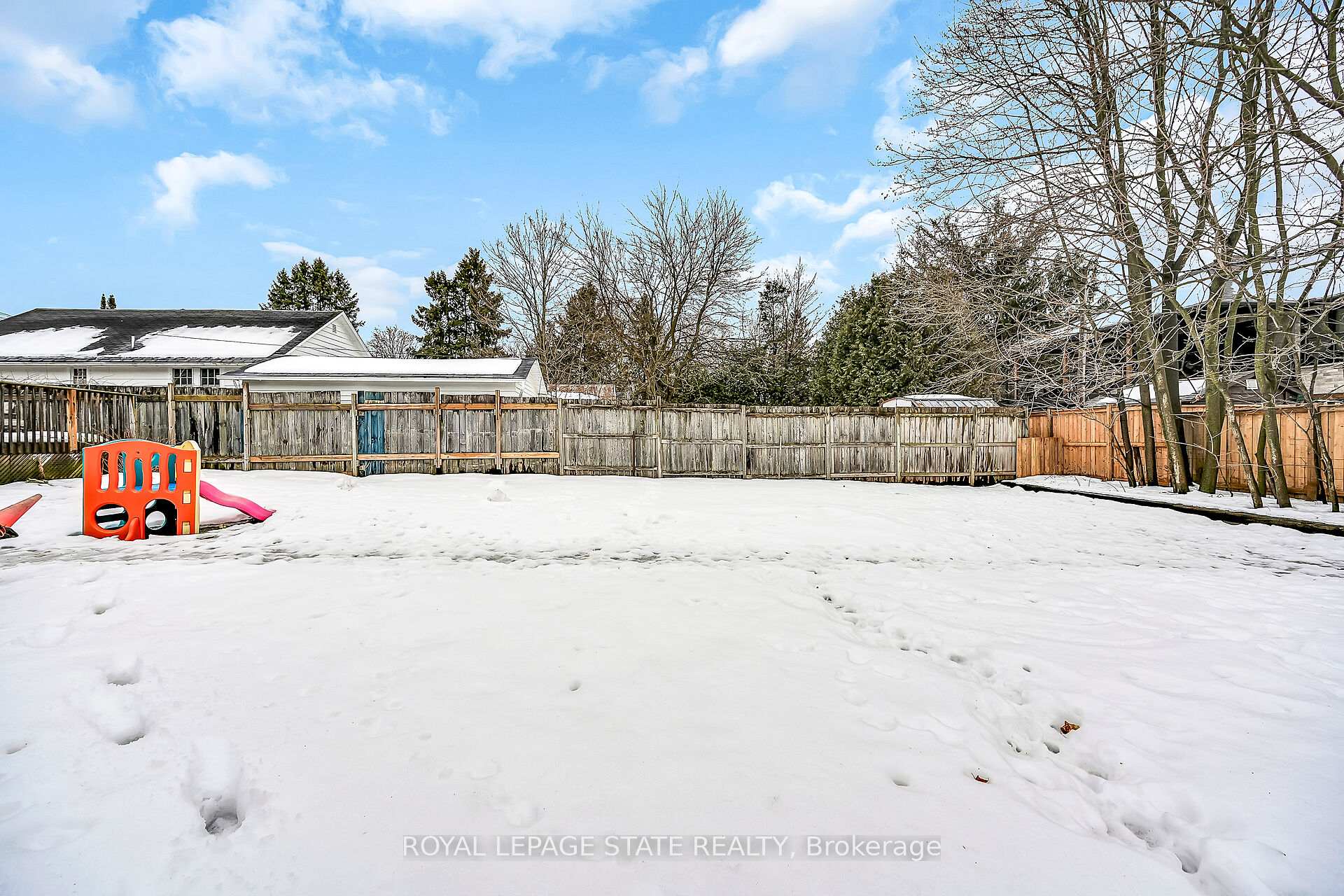 Photo 26 of 7 Amelia Street, Brant, Paris — HOMEH
