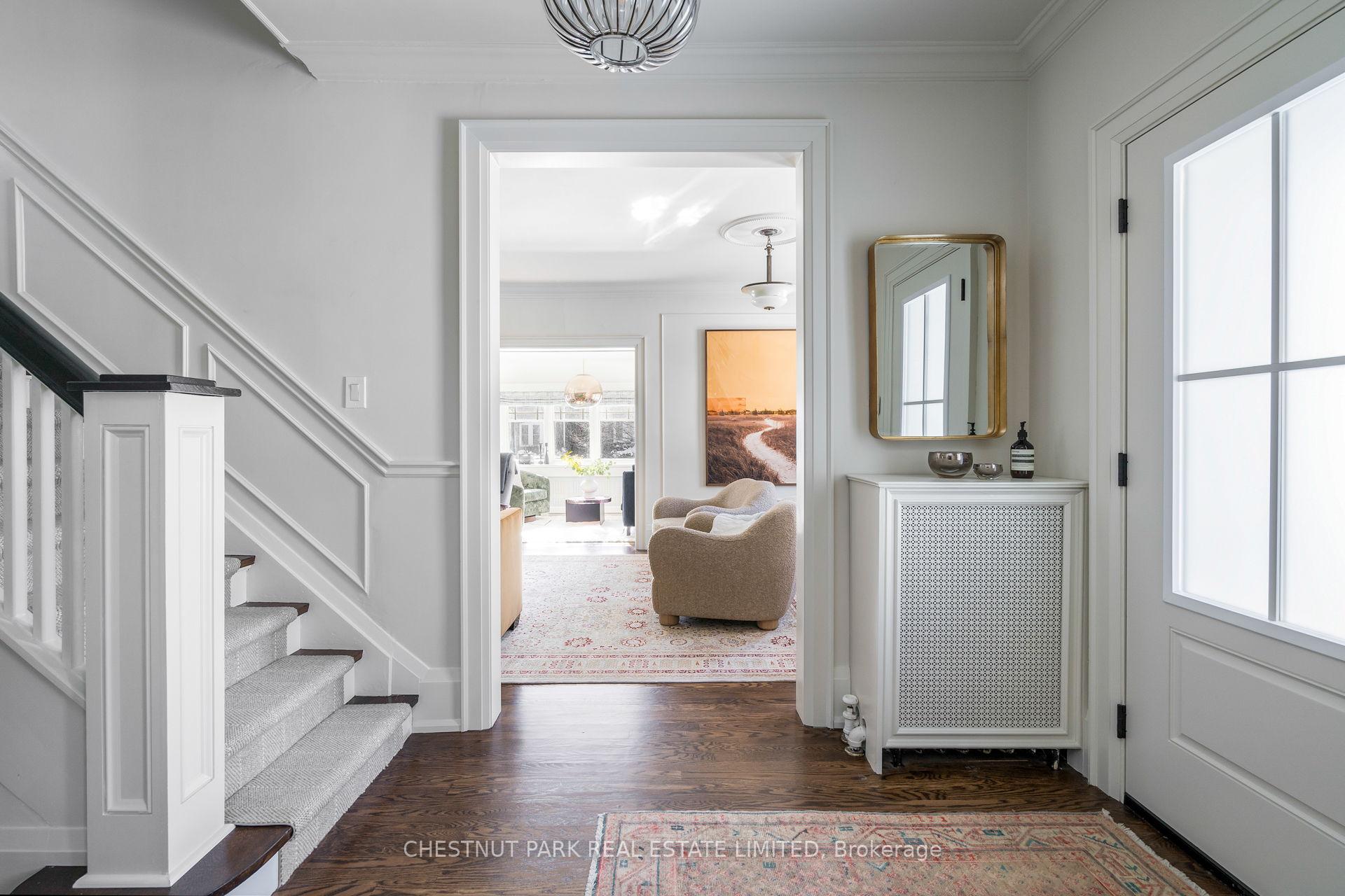 Photo 3 of 105 Lascelles Boulevard, Toronto, Yonge-Eglinton — HOMEH