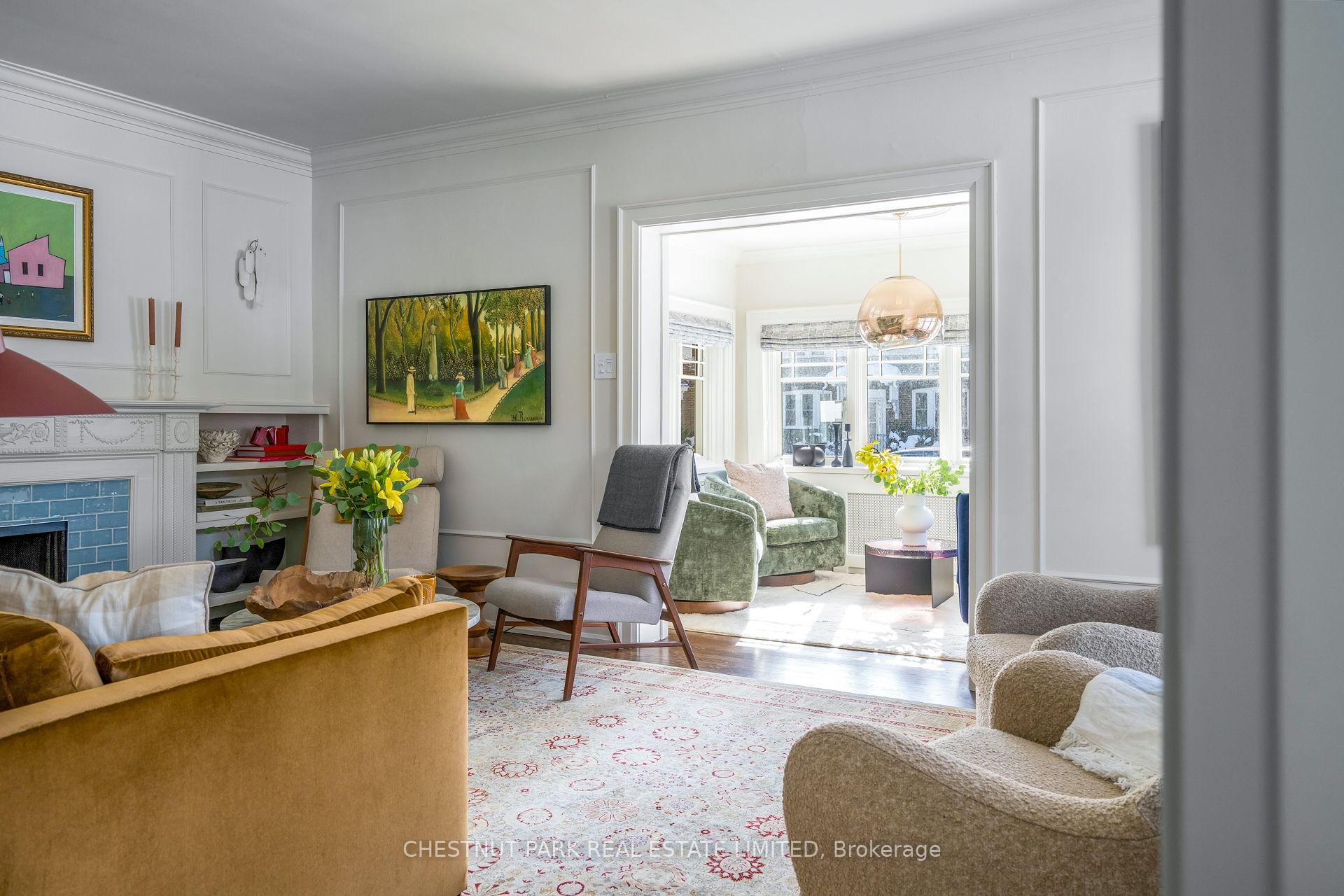 Photo 4 of 105 Lascelles Boulevard, Toronto, Yonge-Eglinton — HOMEH